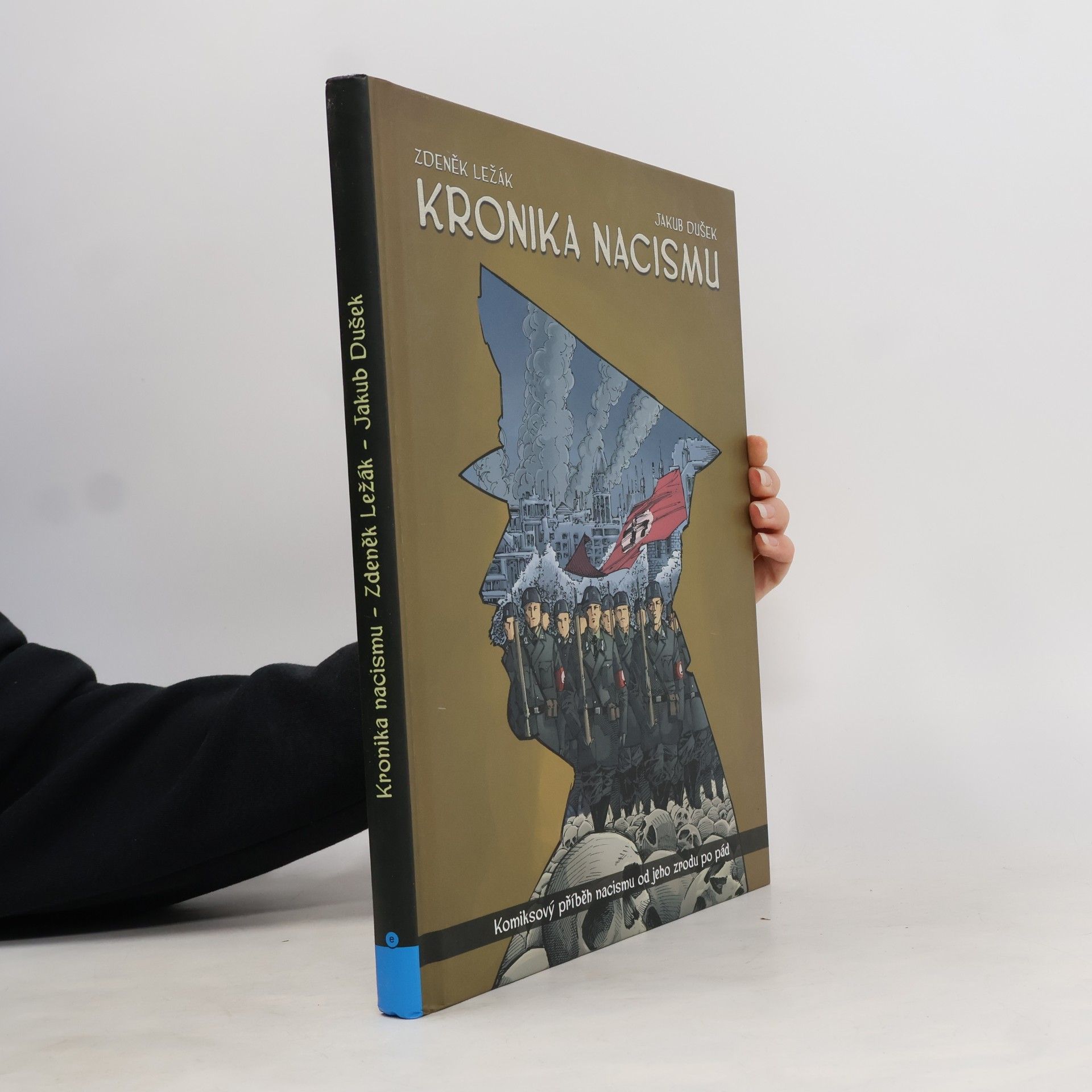 Kronika nacismu