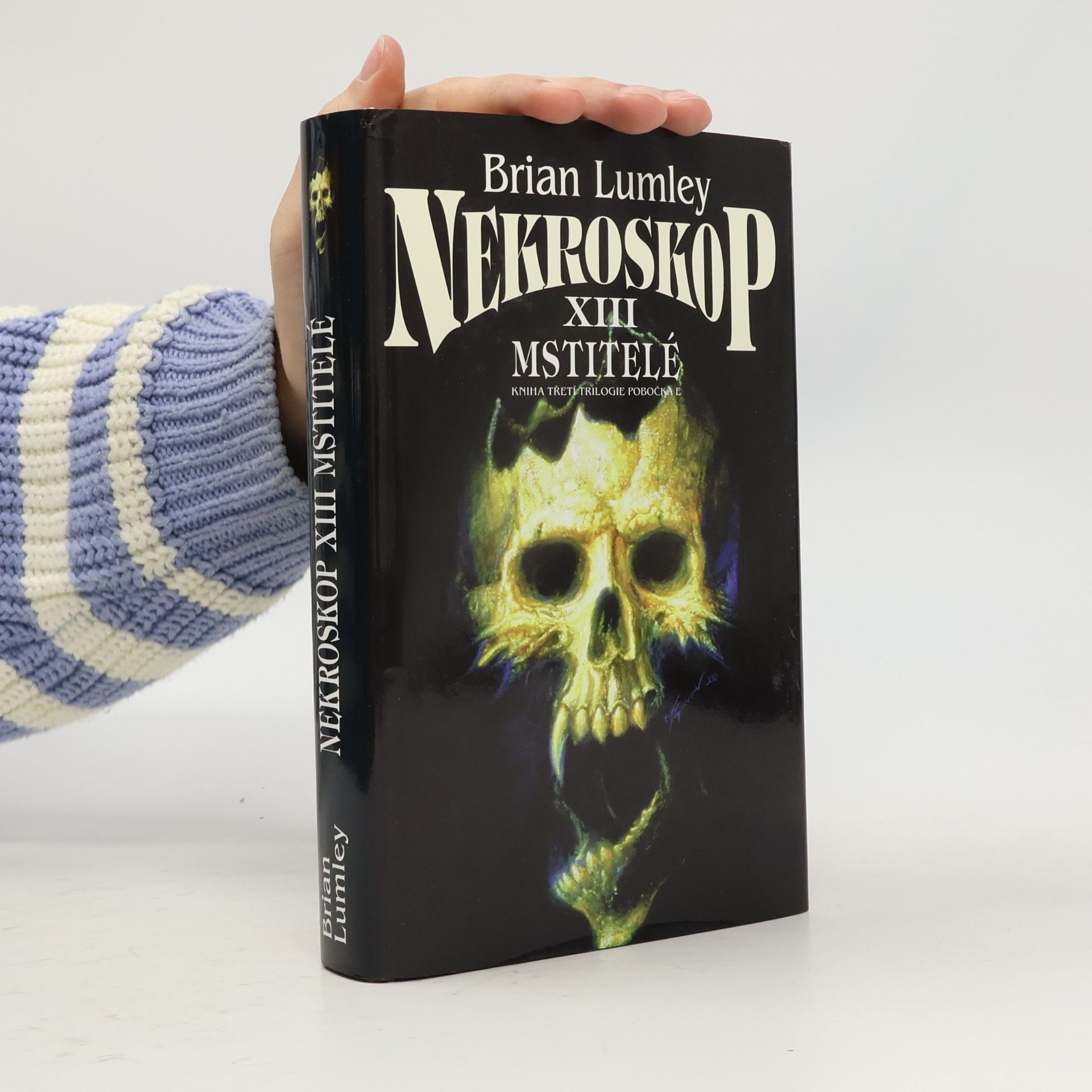 Brian Lumley Nekroskop. XIII, Mstitelé