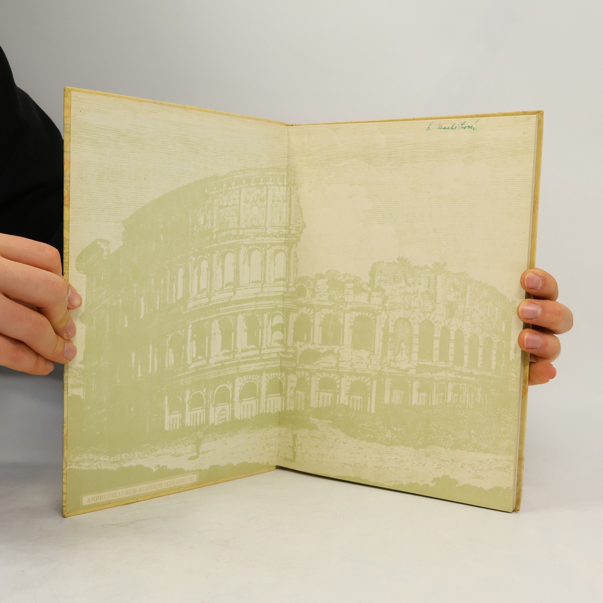 Various authors Školní atlas světových dějin