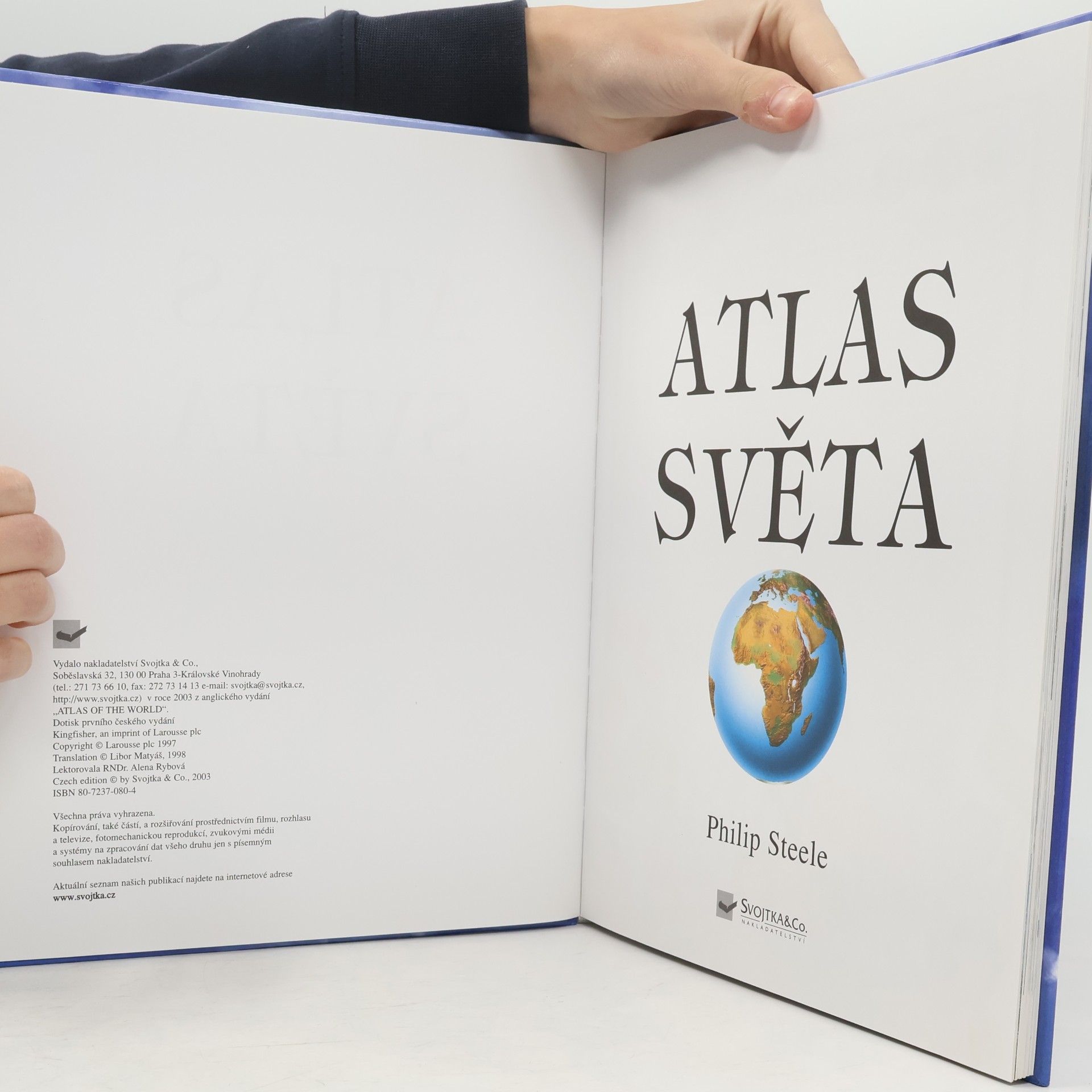 Philip Steele Školní atlas světa
