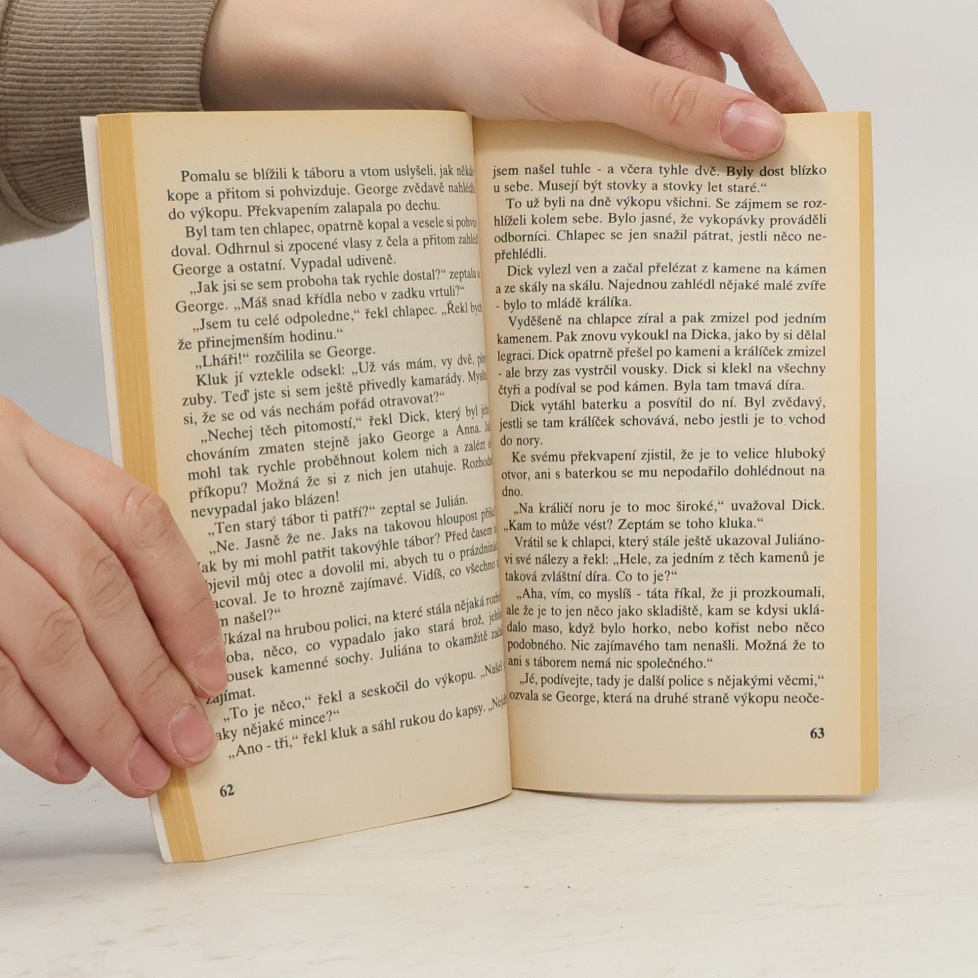Enid Blyton Správná pětka - Pětka na stopě
