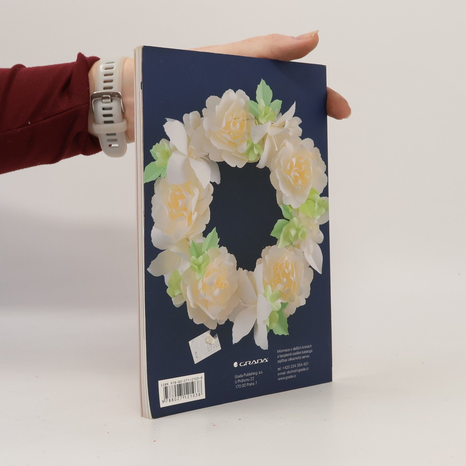 Emiko Yamamoto Květinové kirigami - papírové 3D květy