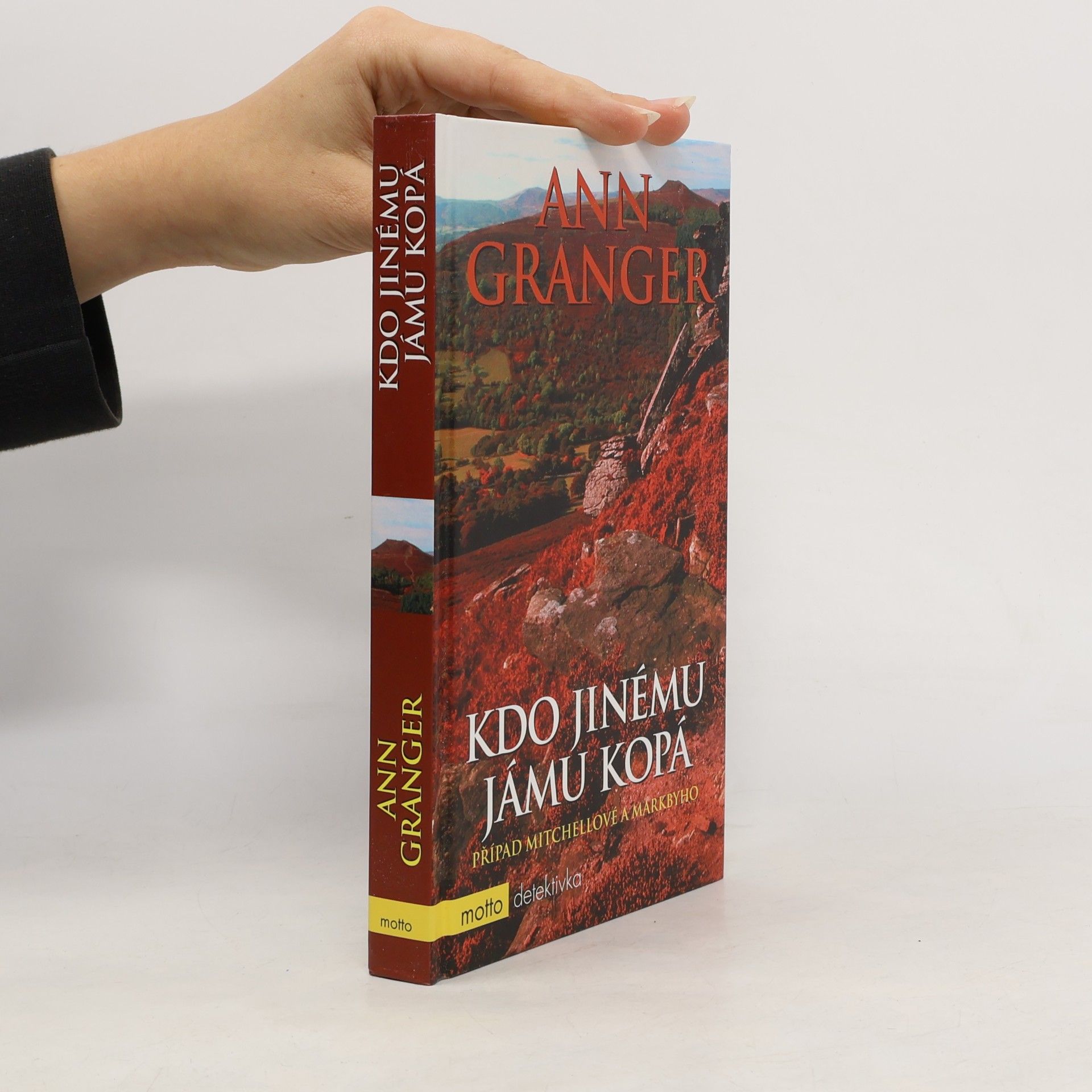Ann Granger Kdo jinému jámu kopá