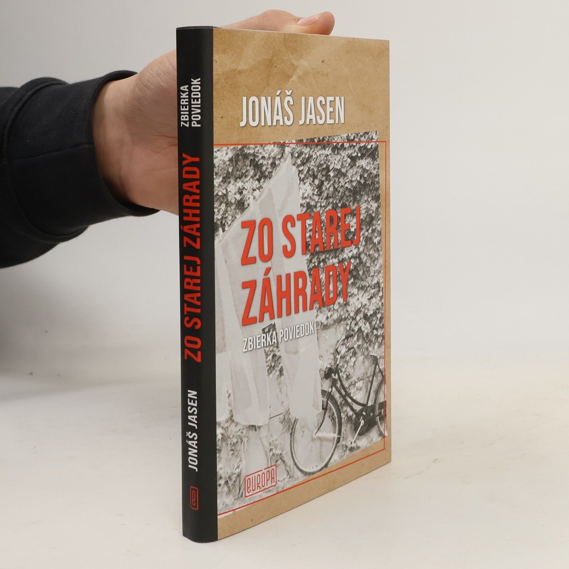 Zo starej záhrady