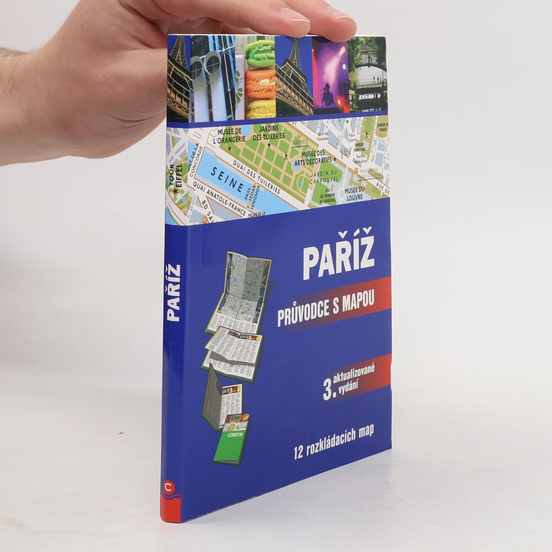 Kolektiv autorů Paříž. Průvodce s mapou