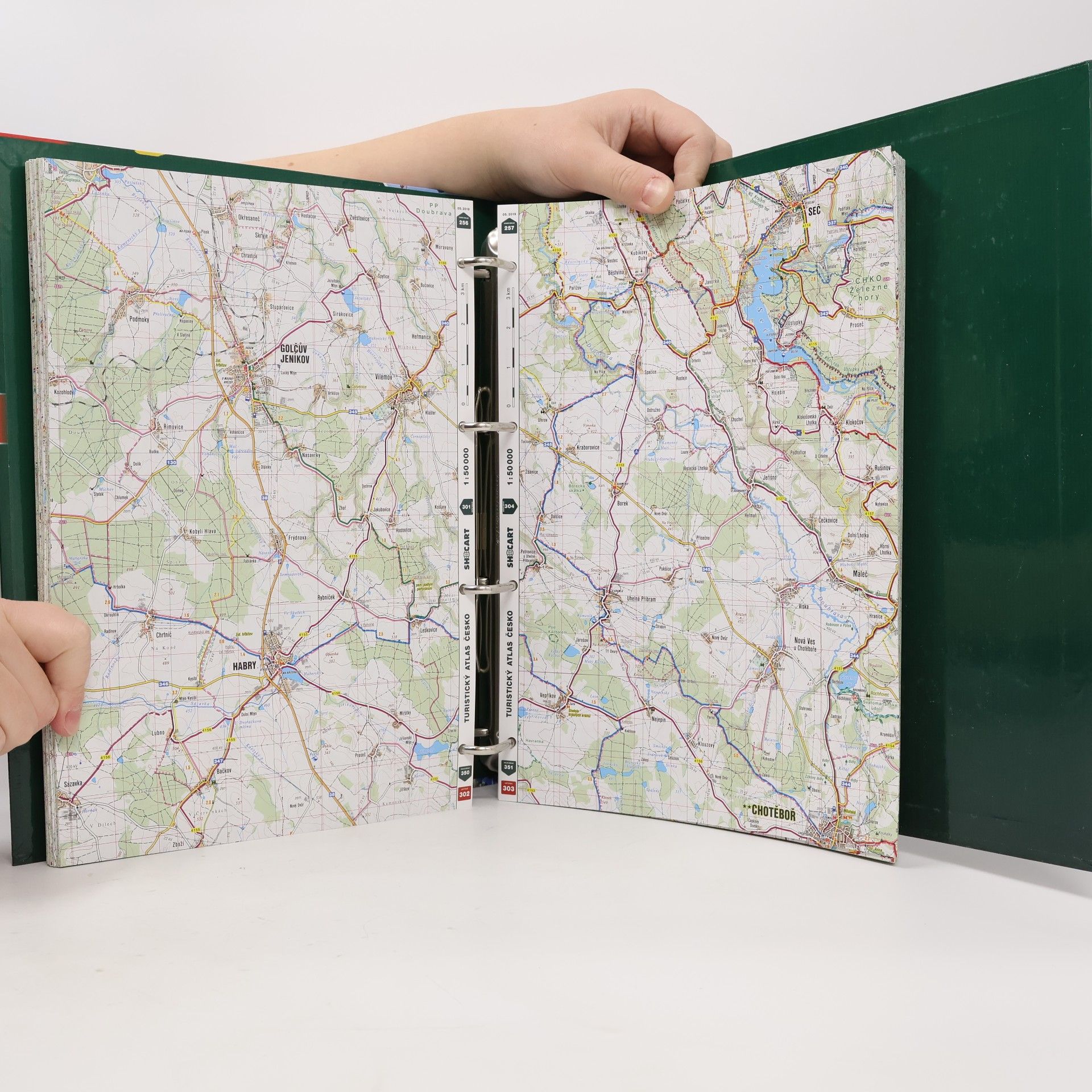 Autorenkollektiv Turistický atlas Česko + cyklotrasy : 1:50 000