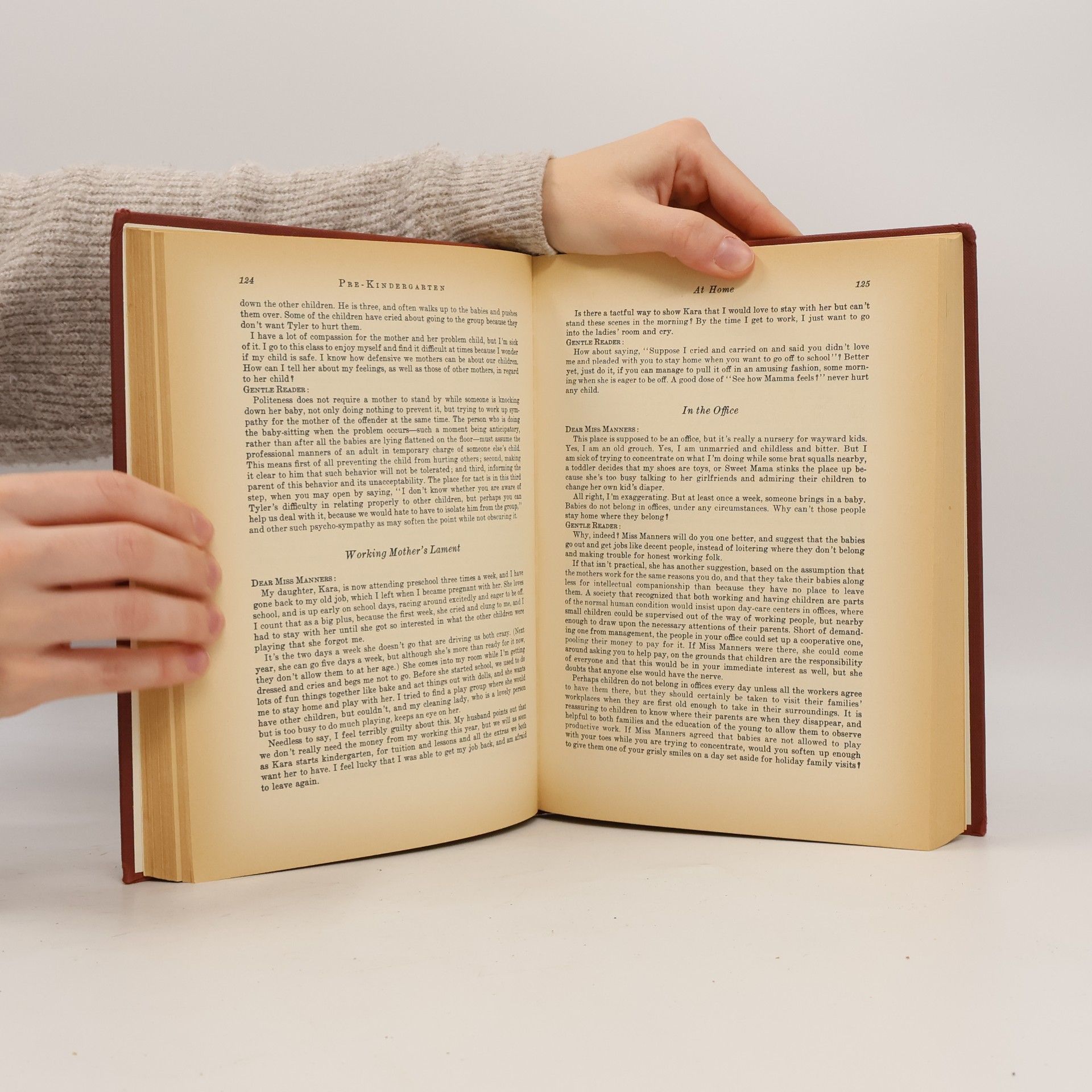Judith Martin Miss Manners' Guide to Rearing Perfect Children