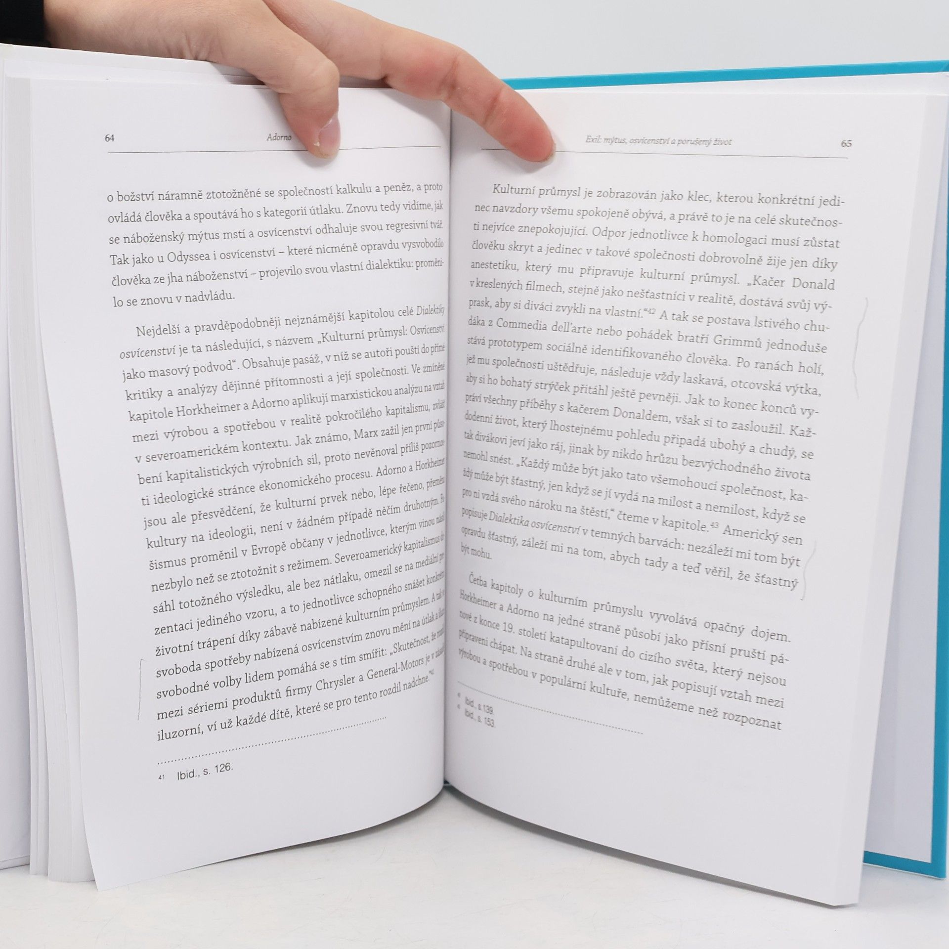 Various authors Adorno. Kritická teorie a negativní myšlení