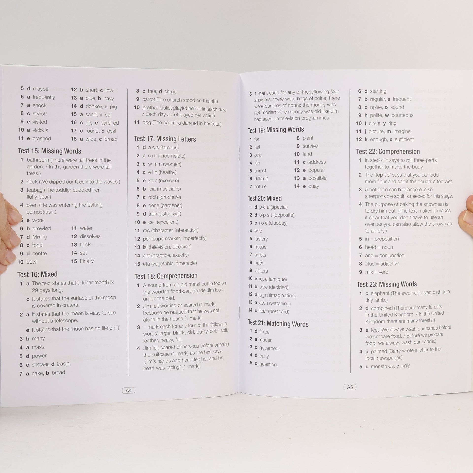 Michellejoy Hughes Bond 11+: English & Verbal Reasoning: CEM 10 Minute Tests
