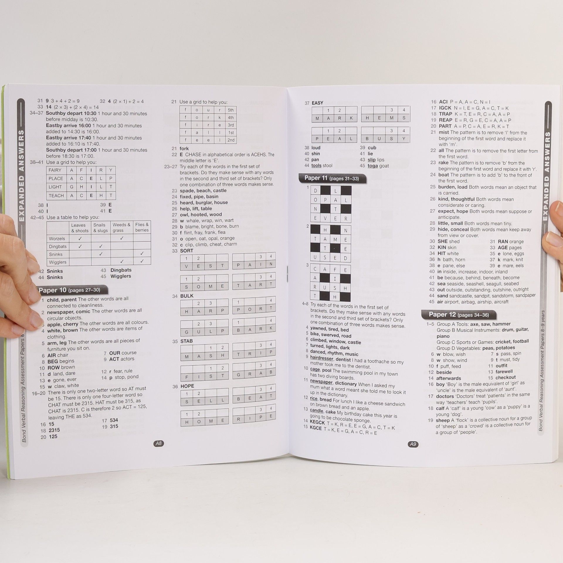 Bond Bond 11+: Bond 11+ Verbal Reasoning Assessment Papers 8-9 years