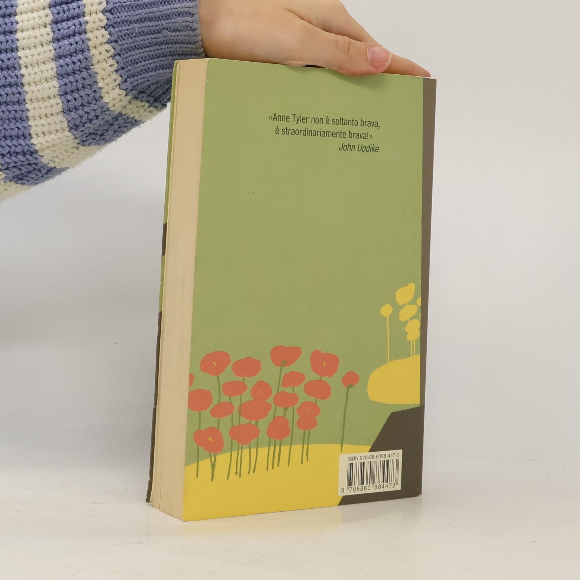 Anne Tyler Ragazza in un giardino