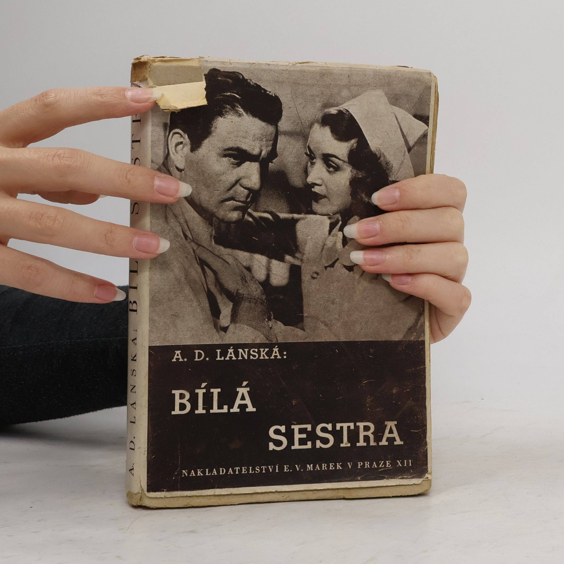 A. D. Lánská Bílá sestra