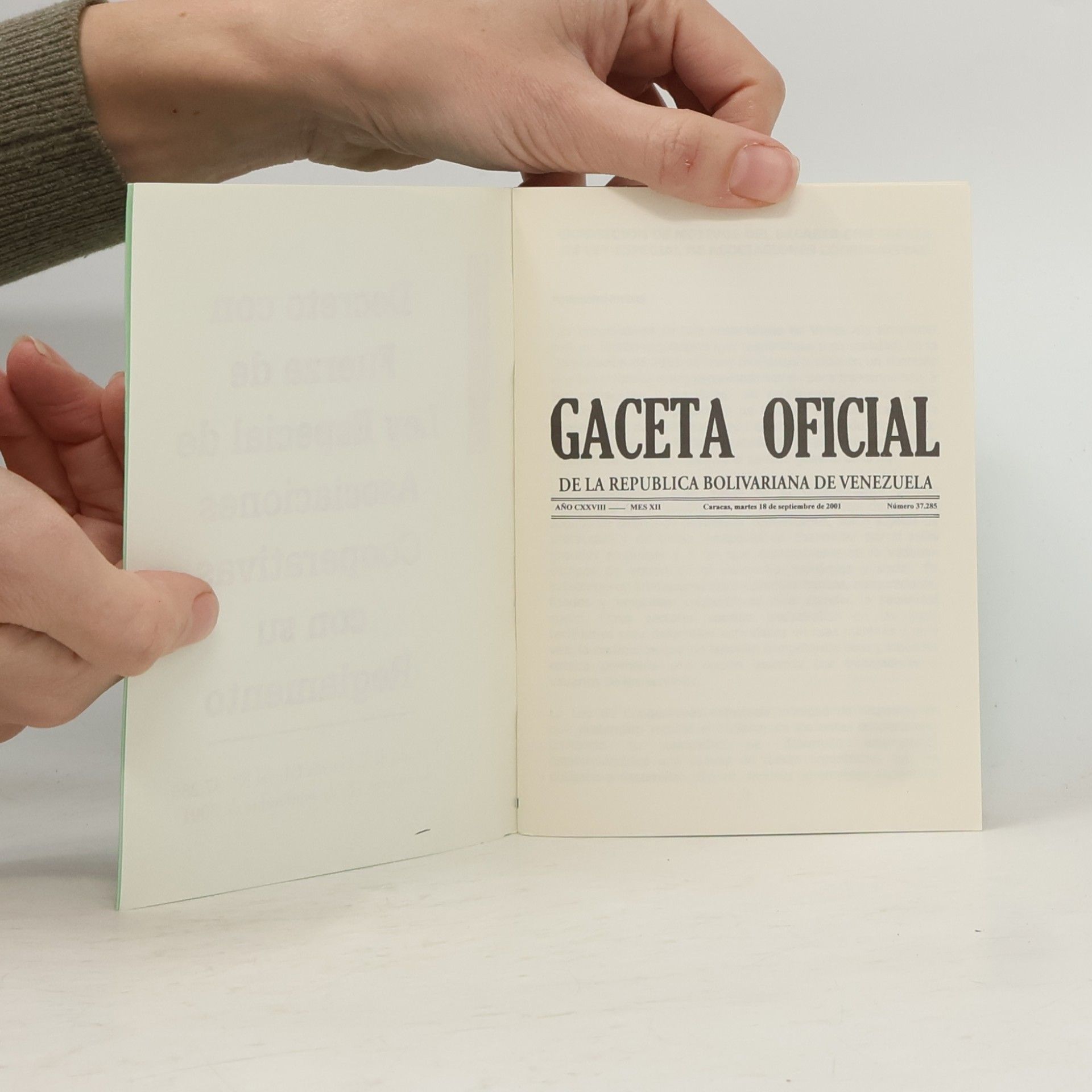 Kolektiv autorů Decreto con Fuerza de Ley Especial de Asociaciones Cooperativas