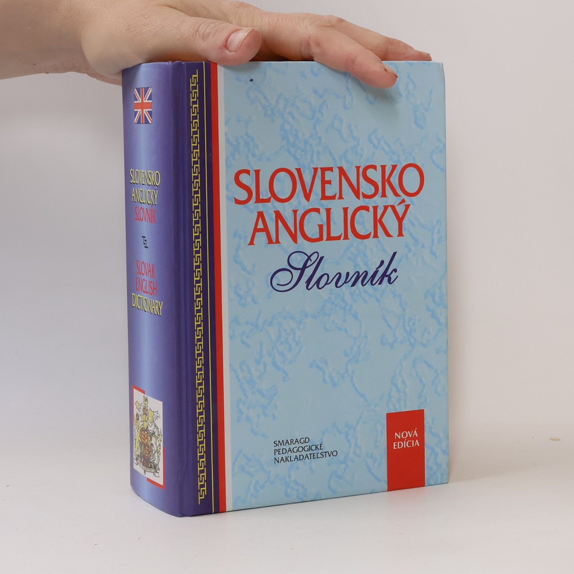 Slovensko-anglický slovník = Slovak english dictionary