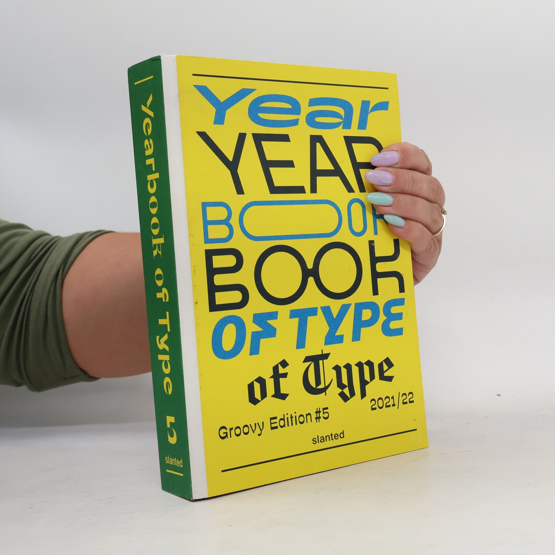 Matthias Hofmann Yearbook Of Type 2021/22