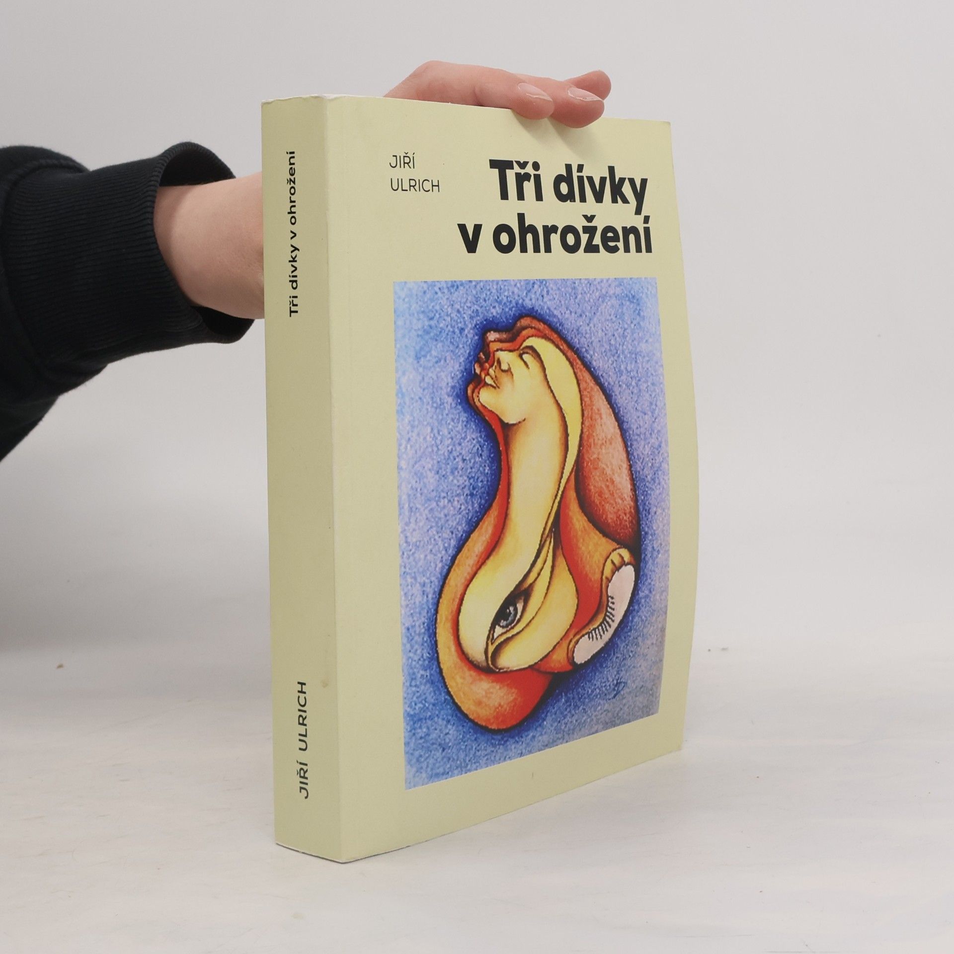 Tři dívky v ohrožení