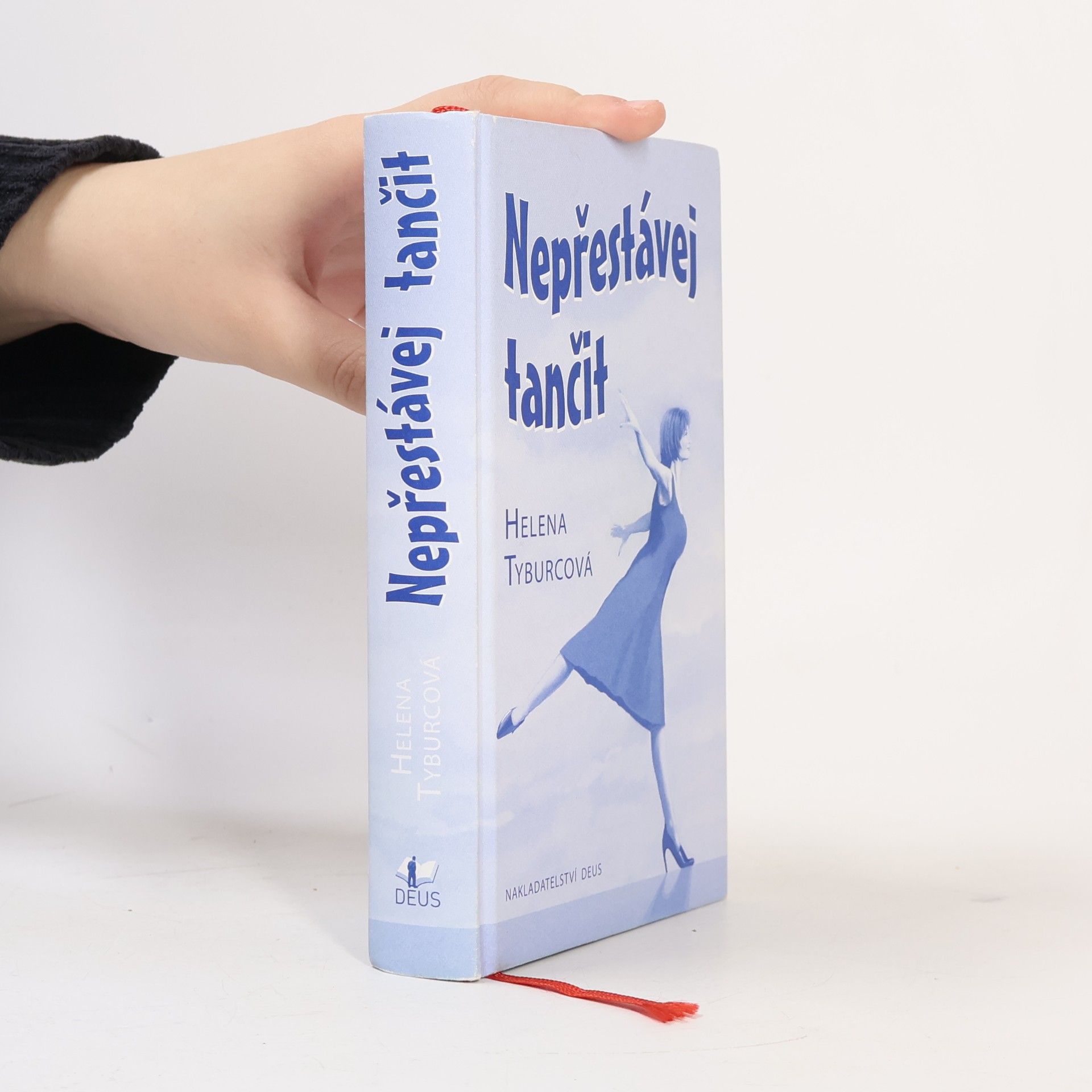 Nepřestávej tančit