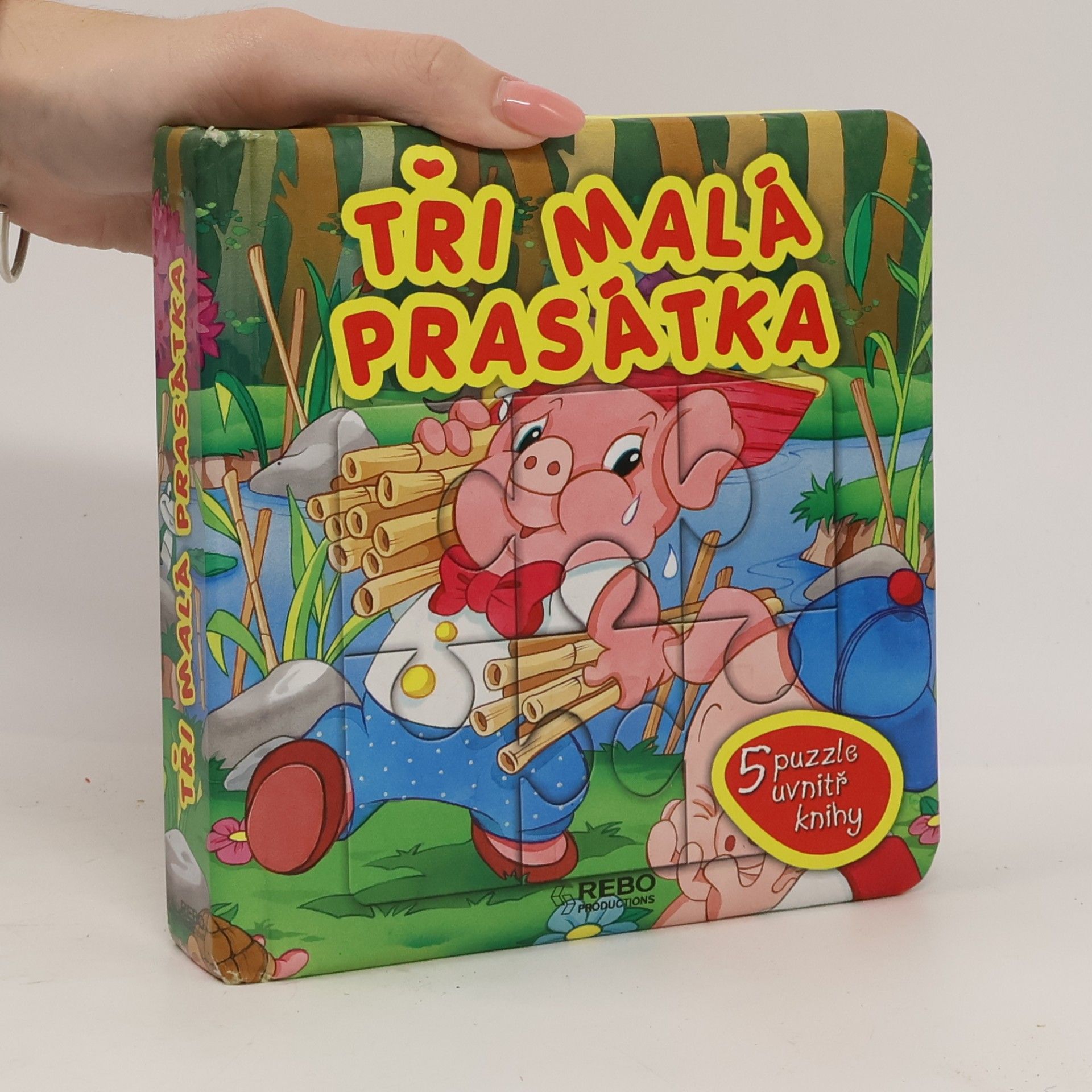 Tři malá prasátka. 5 puzzle uvnitř knihy