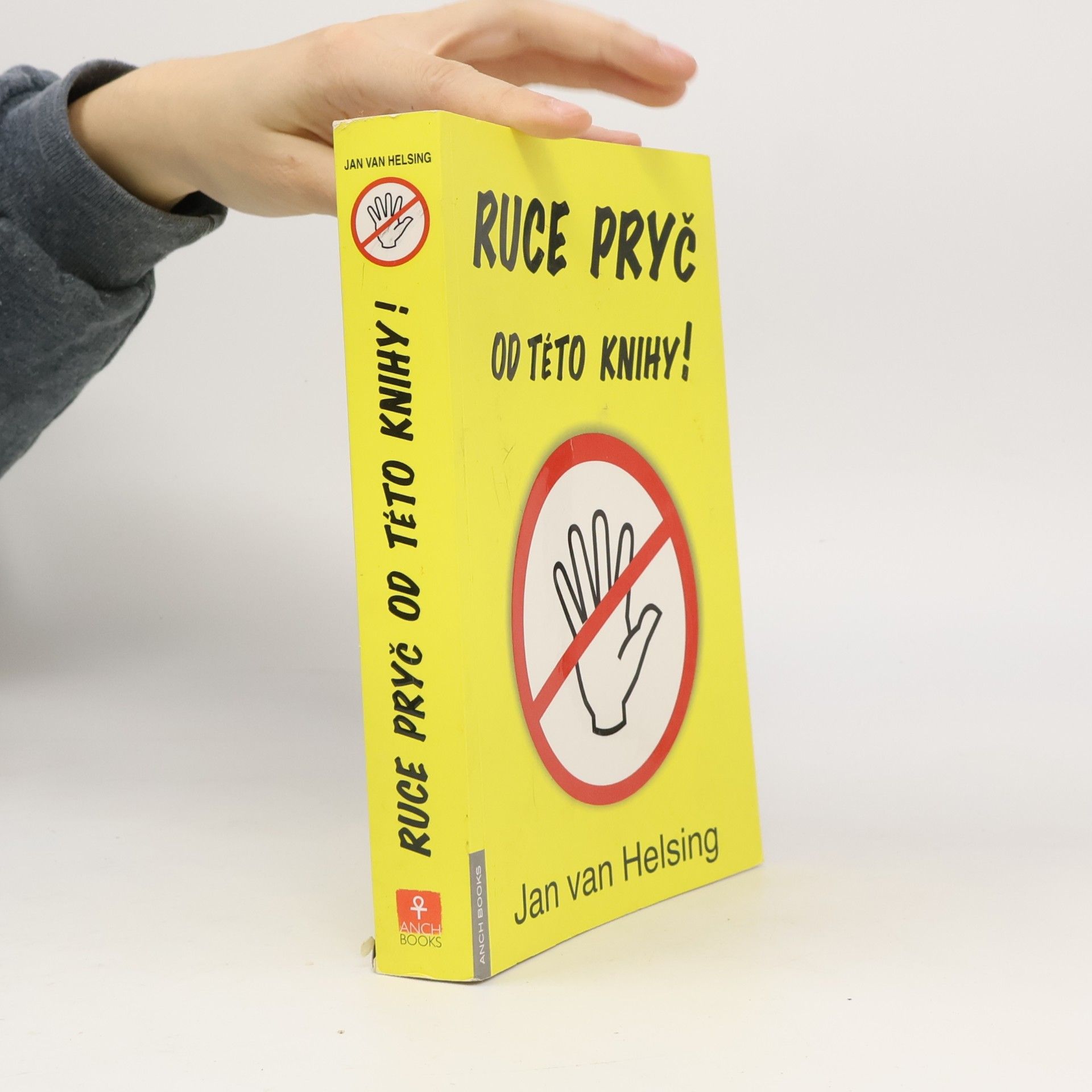 Ruce pryč od této knihy!