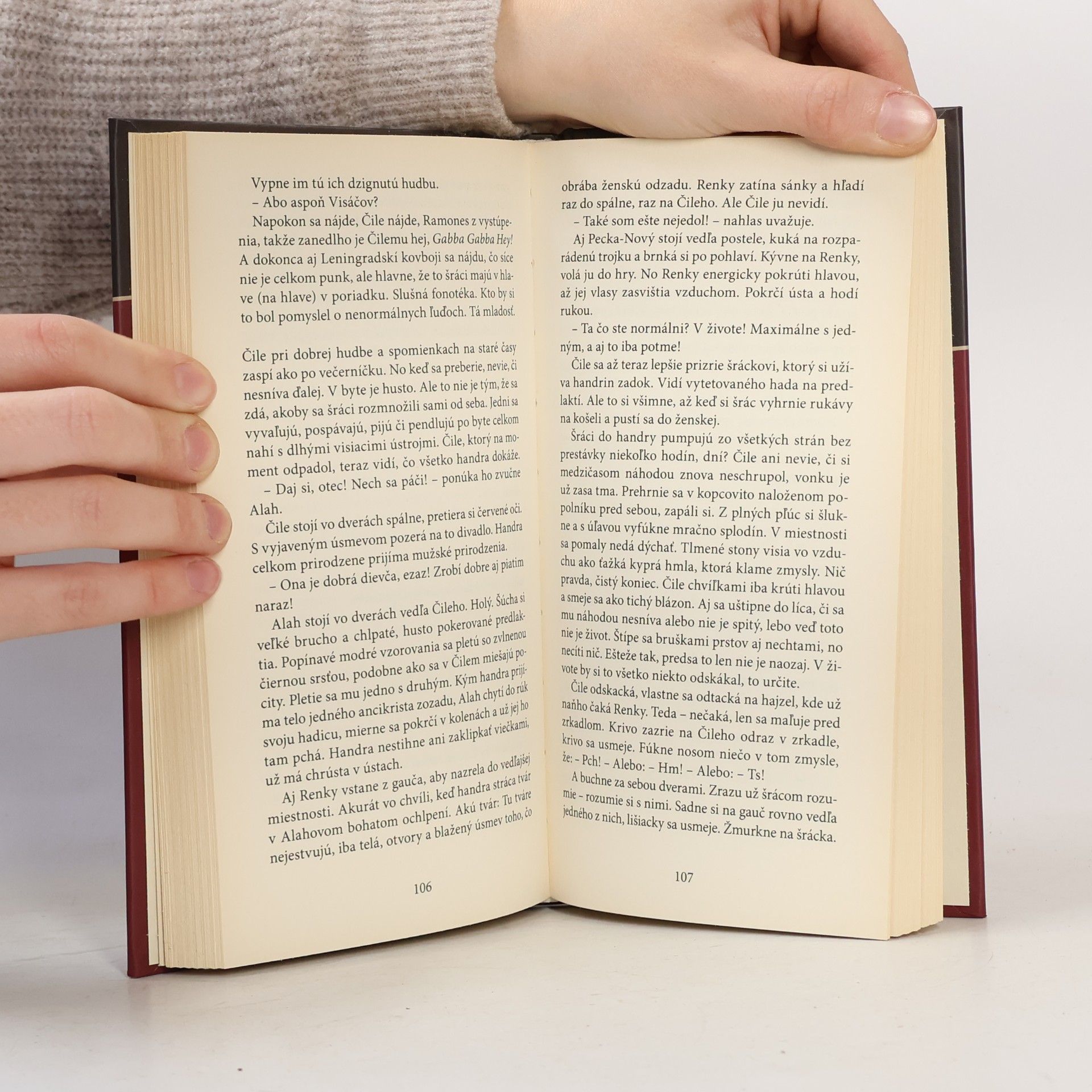 Autores varios Poviedka 2005 (Zborník najlepších prác deviateho ročníka literárnej súťaže)