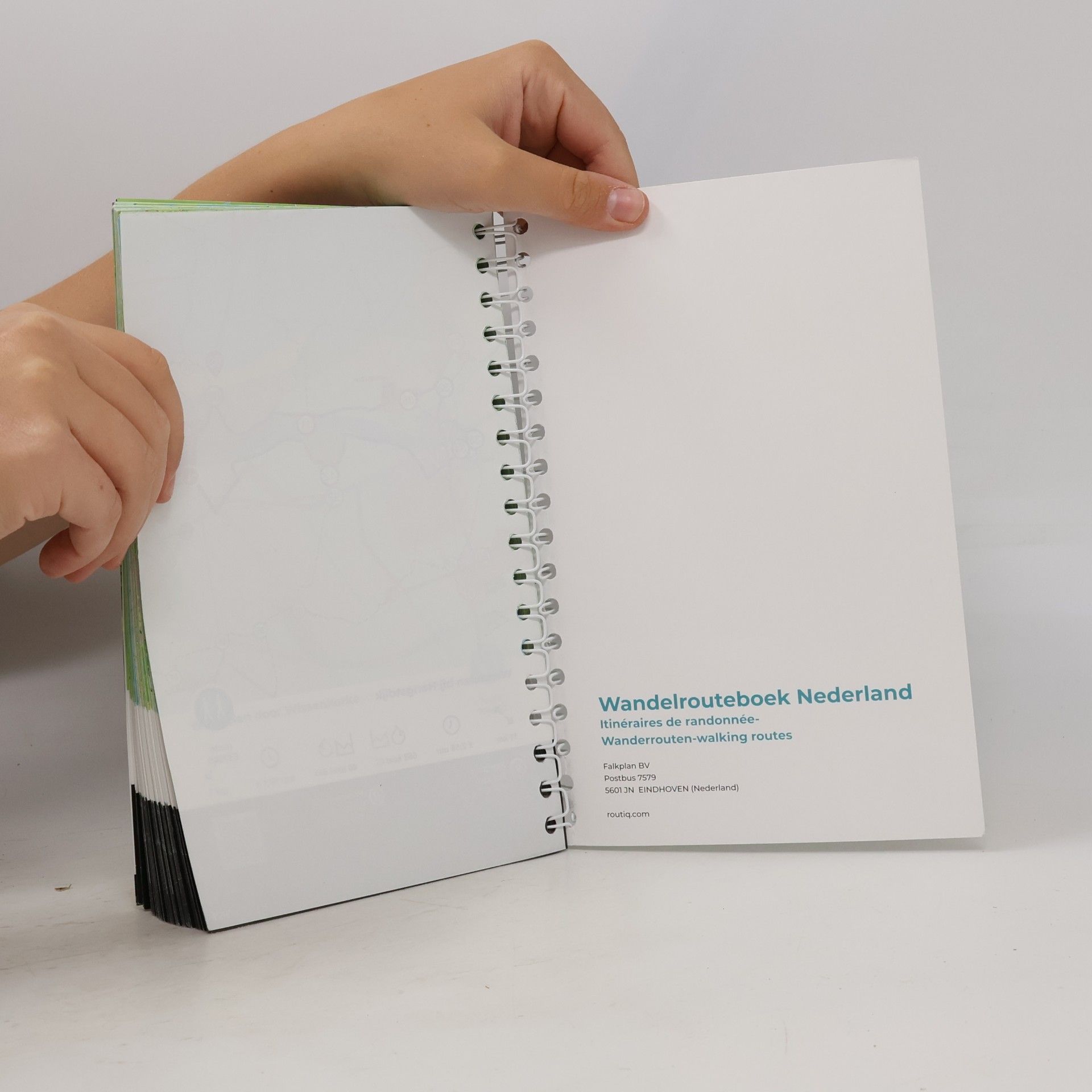 Kolektiv autorů Wandelrouteboek Nederland - 300 mooiste routes