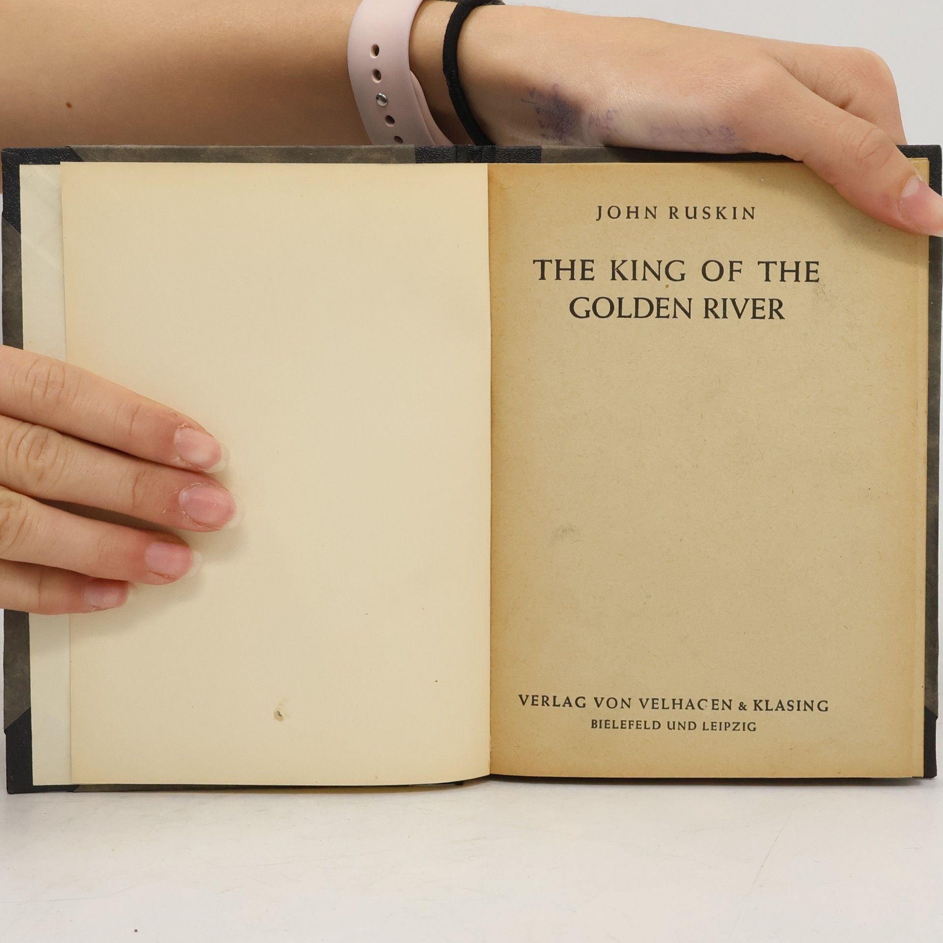 John Ruskin THE KING OF THE GOLDEN RIVER
