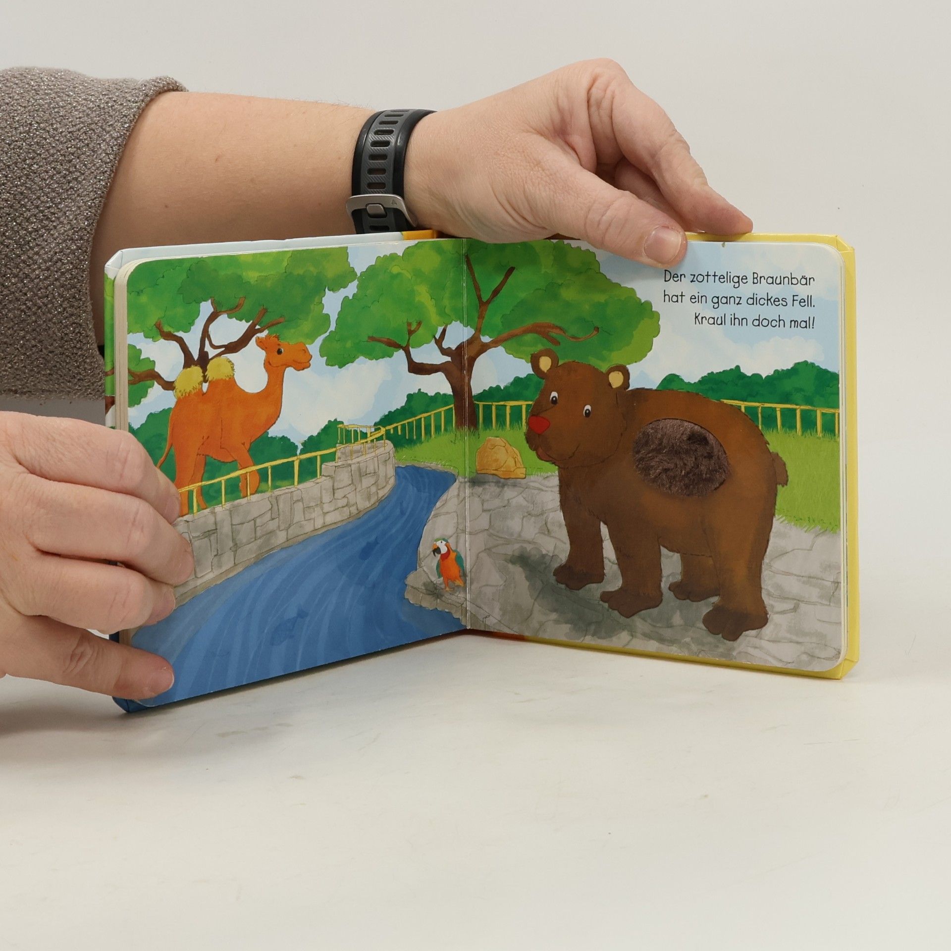 Oli Poppins Mein Fühlbuch - Tiere im Zoo