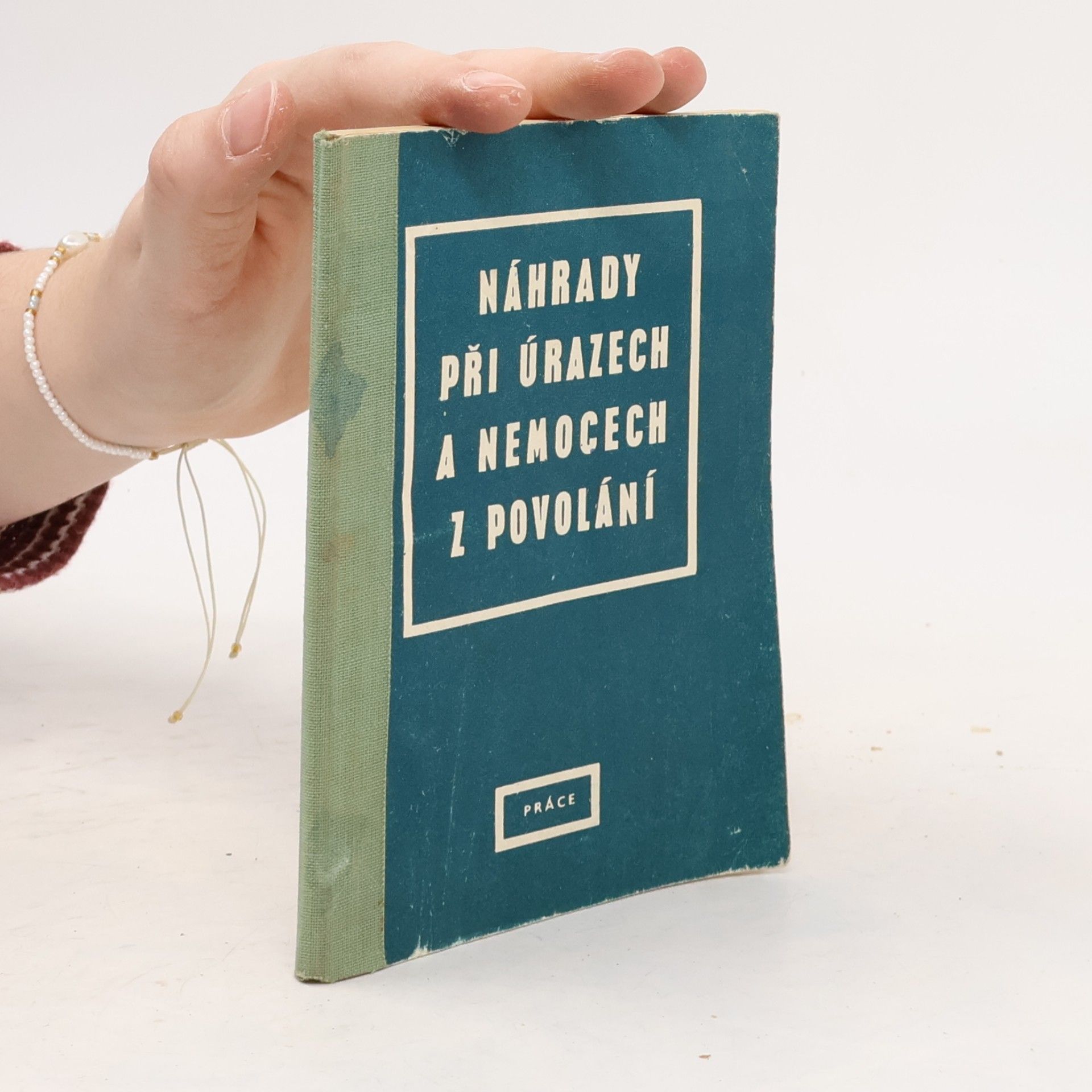Various authors Náhrady při úrazech a nemocech z povolání