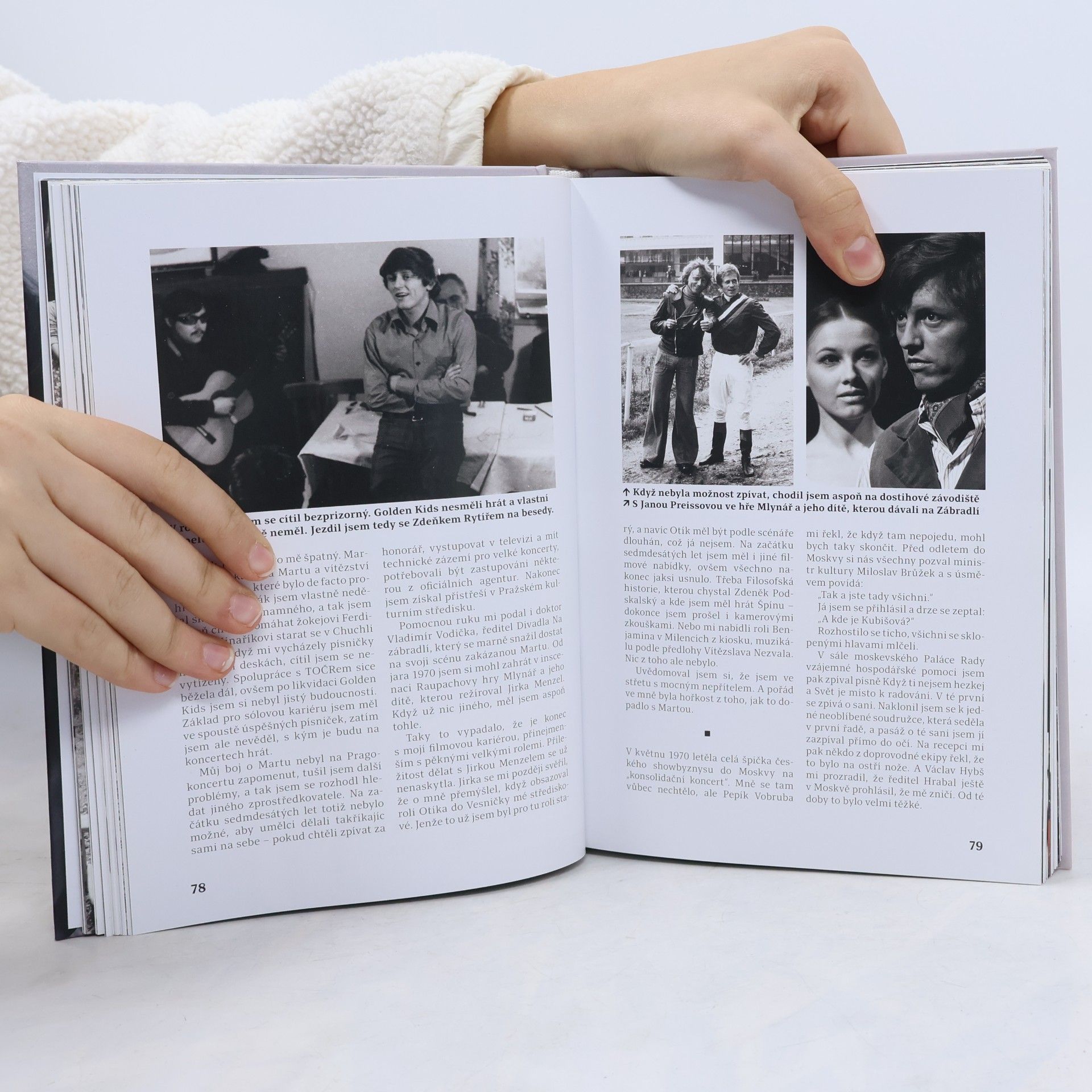 Václav Neckář Václav Neckář. Autobiografie. Všechny moje války