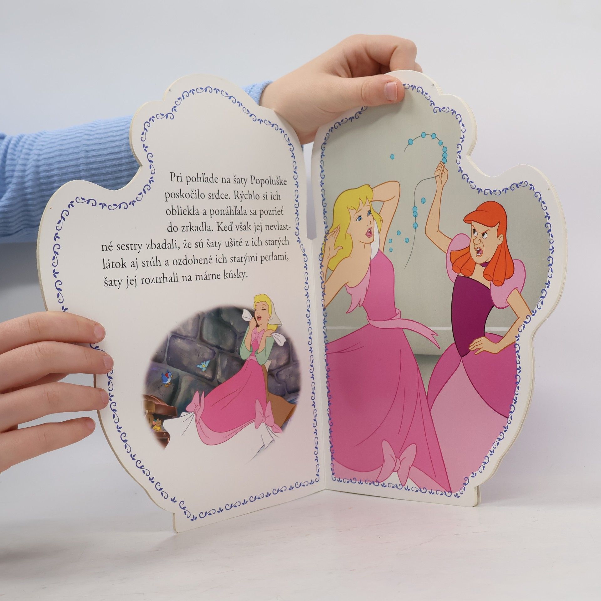 Walt Disney Popoluška. Veselí kamaráti