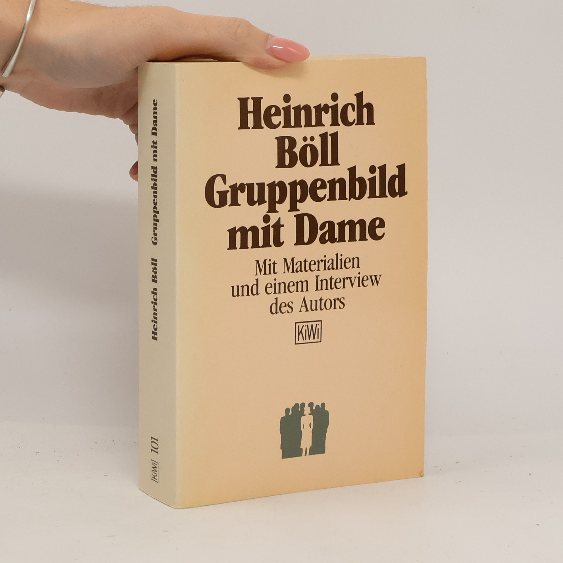 Gruppenbild mit Dame