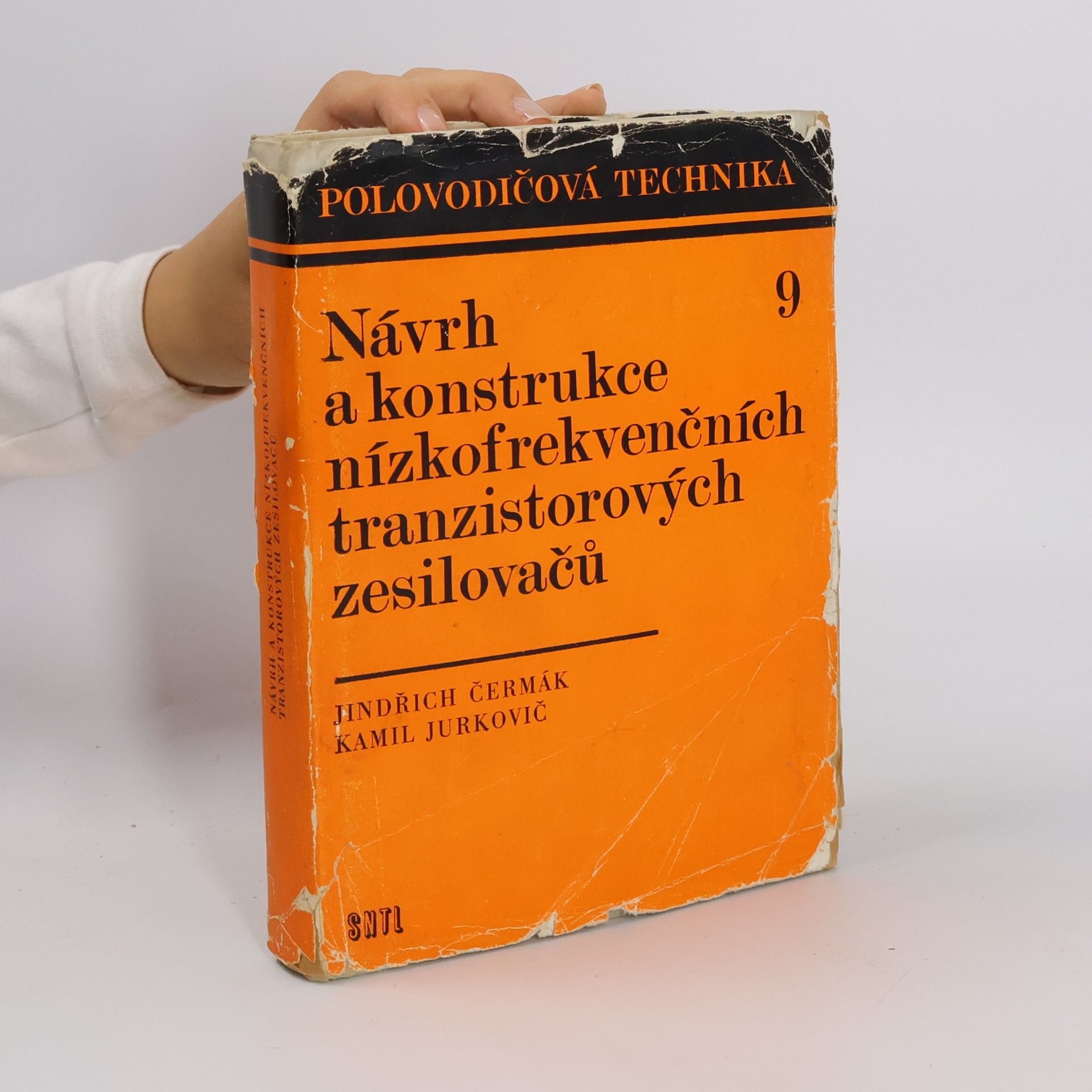 Návrh a konstrukce nízkofrekvenčních tranzistorových zesilovačů