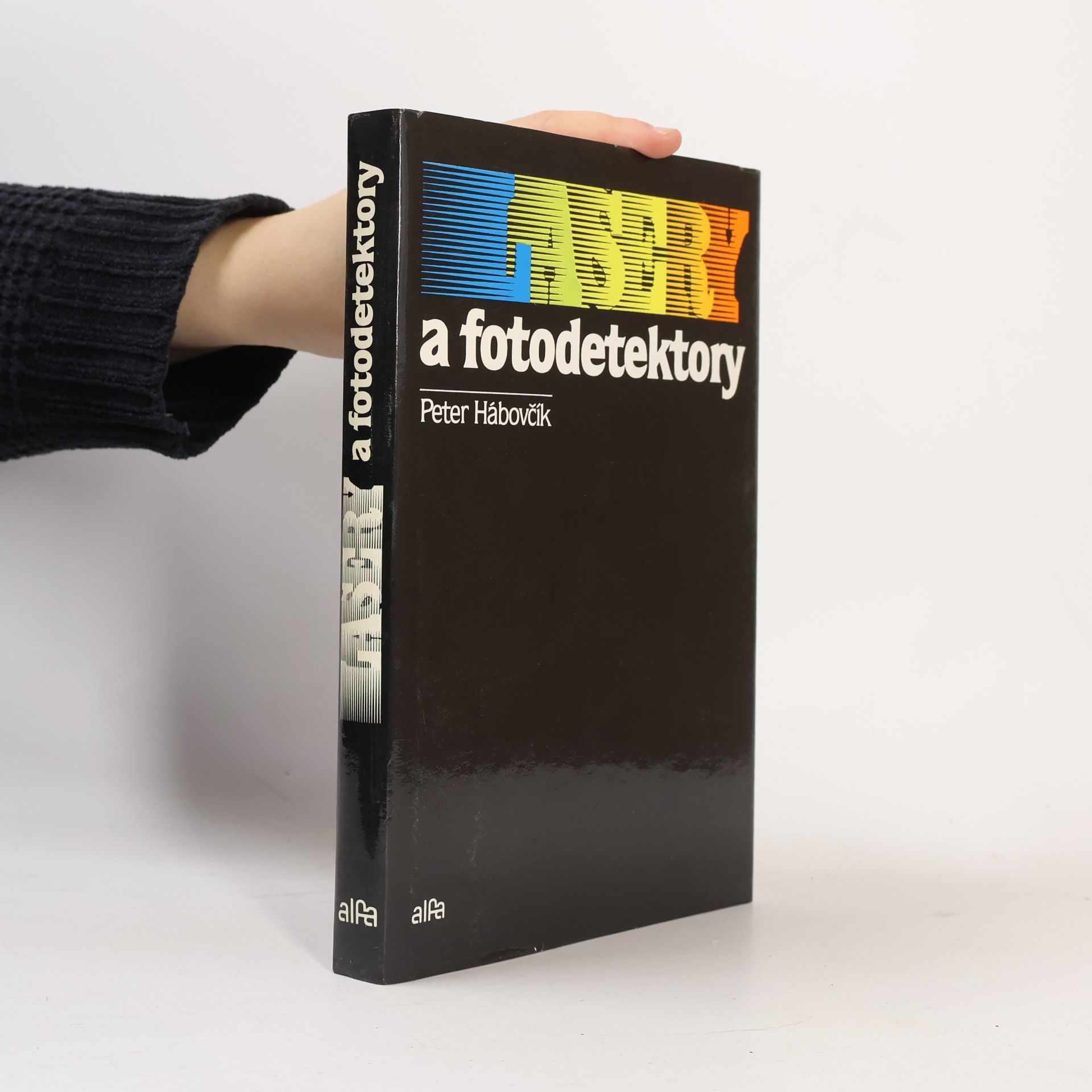 Lasery a fotodetektory
