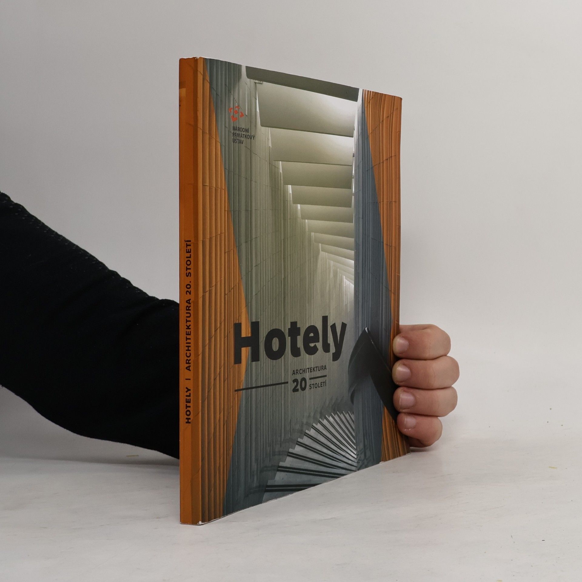 Hotely : architektura 20. století