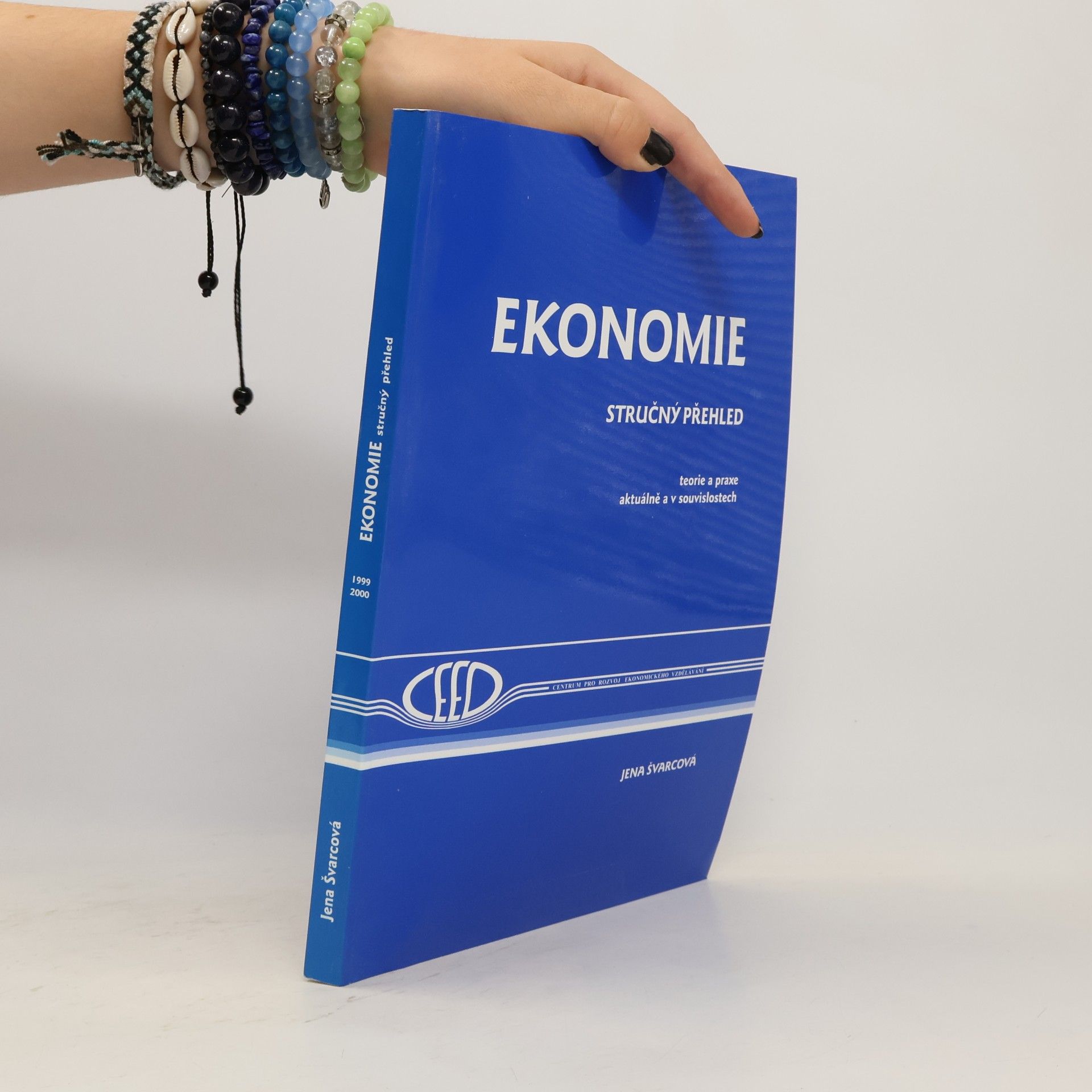 Ekonomie. Stručný přehled