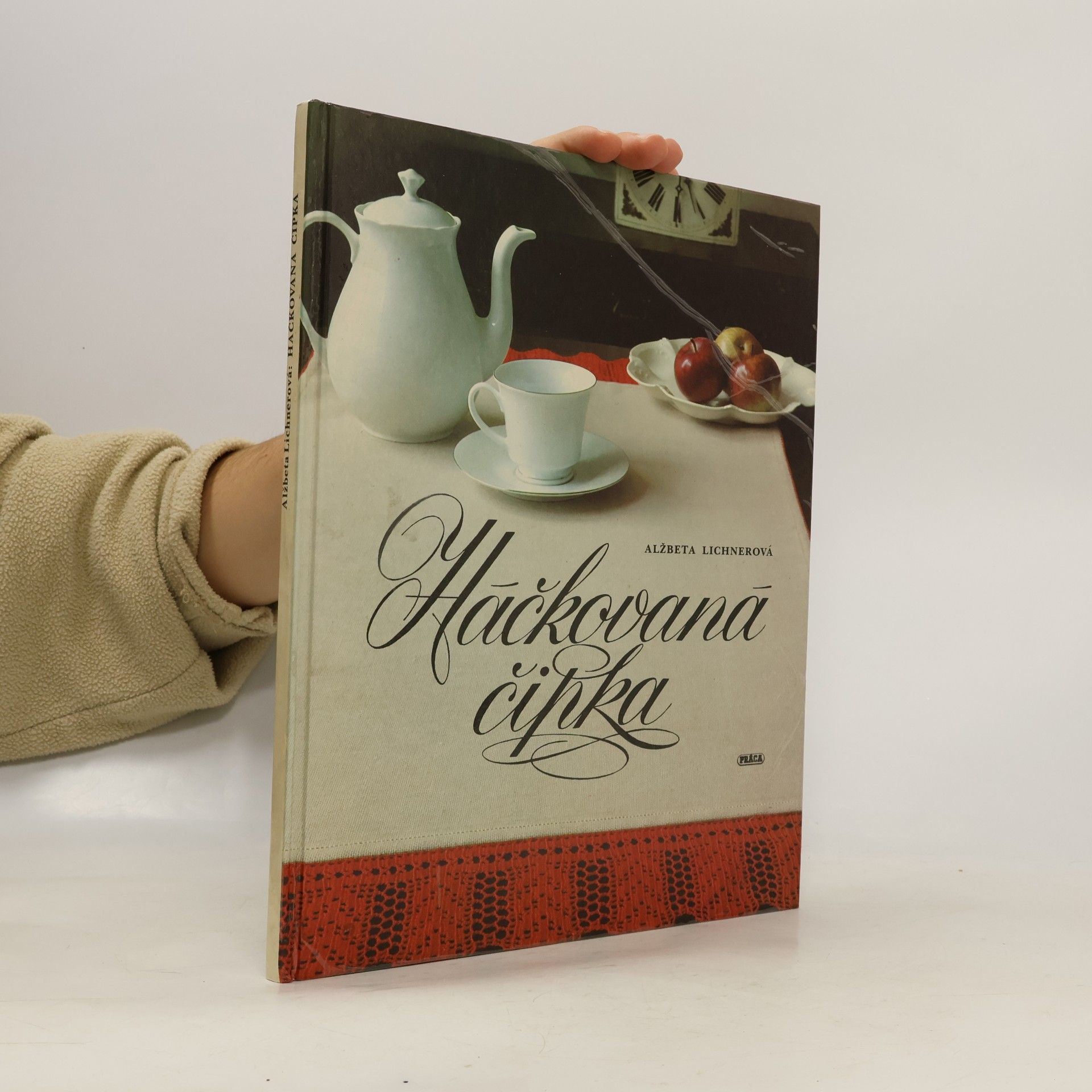 Alžbeta Lichnerová Hačkovaná čipka