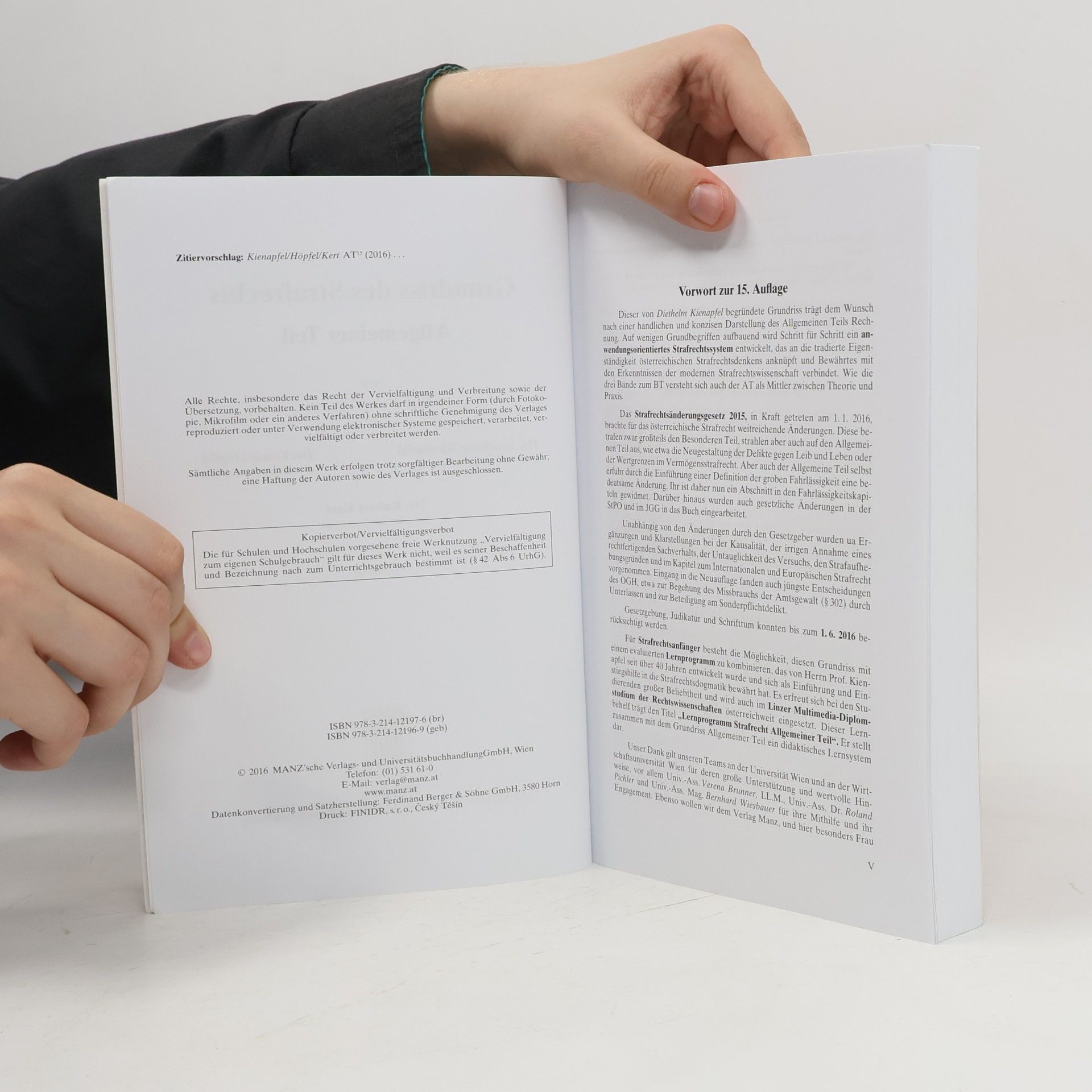 Autores varios Strafrecht Allgemeiner Teil