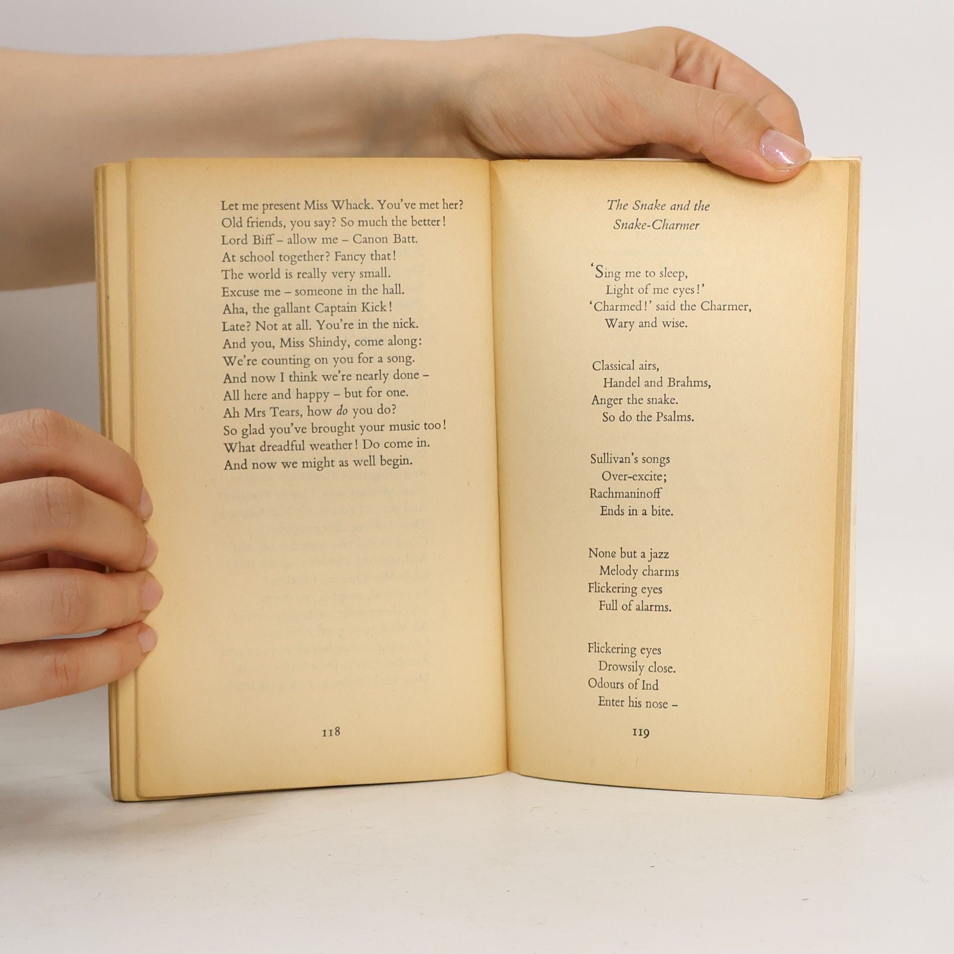 Eleanor Farjeon A PUFFIN QUARTET OF POETS