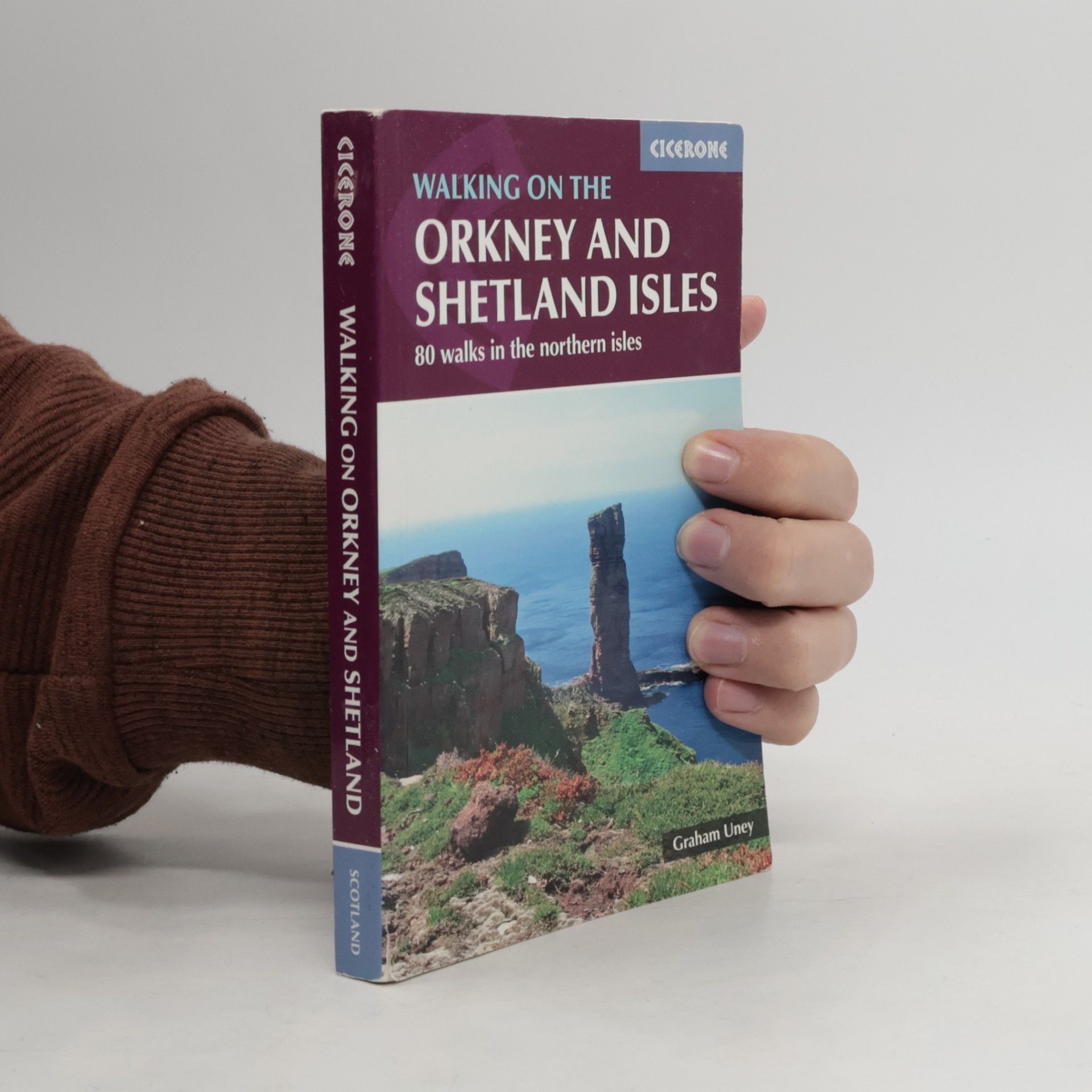 Cicerone Guidebooks: Walking on the Orkney and Shetland Isles