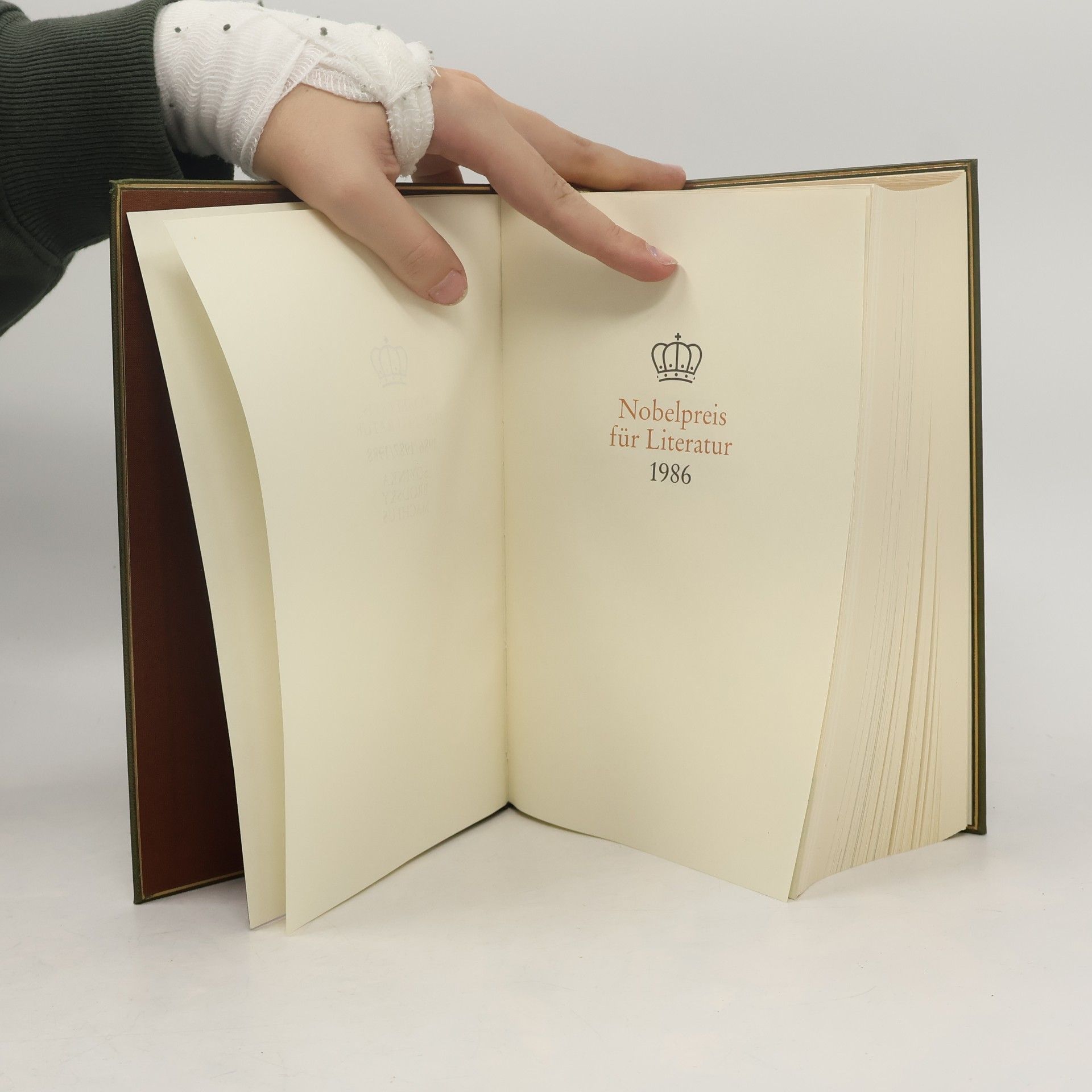 Nagíb Mahfúz Nobelpreis für Literatur 1986-1988: Aké, Jahre der Kindheit. Marmor. Miramar