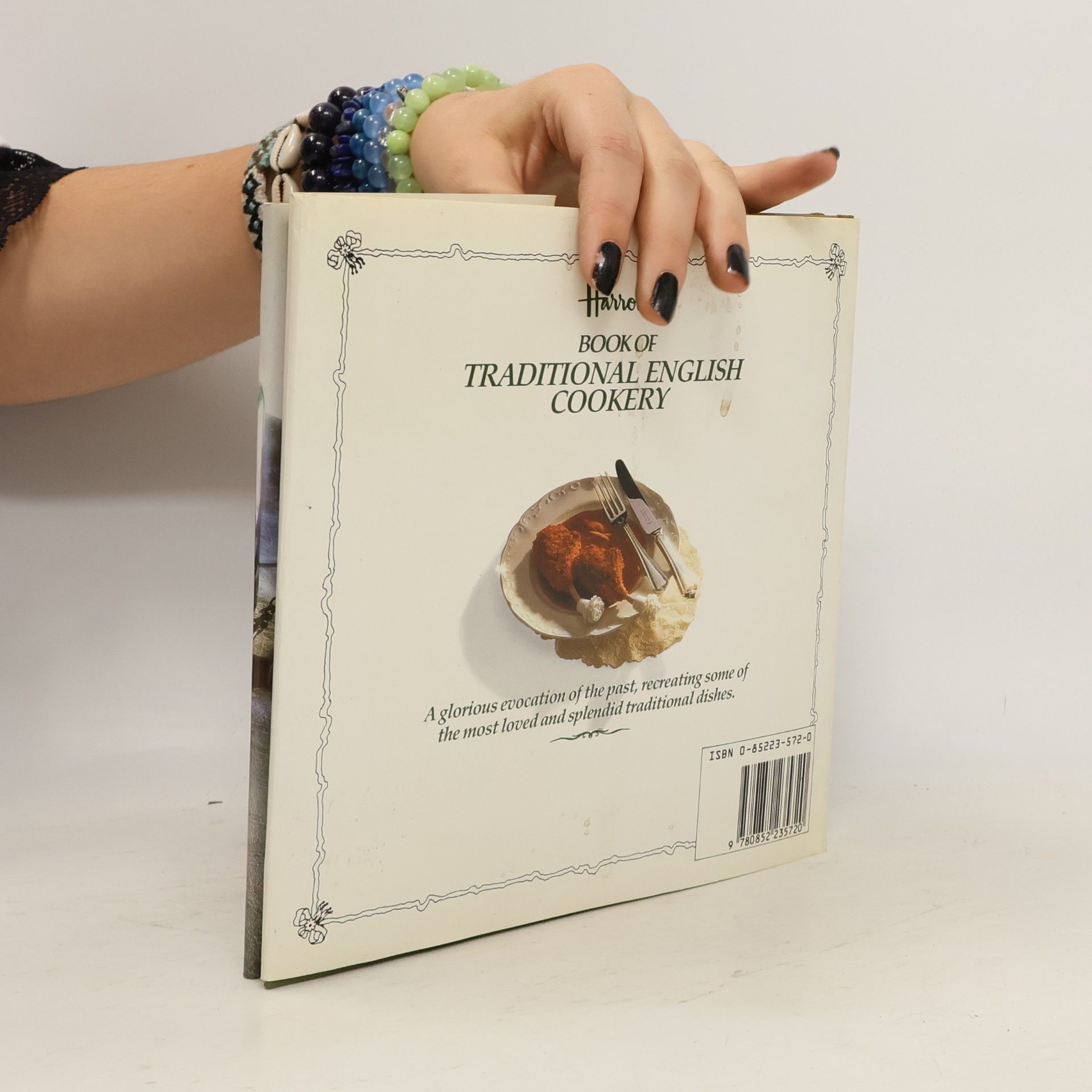 Hilaire Walden Harrods Book of Traditional English Cookery