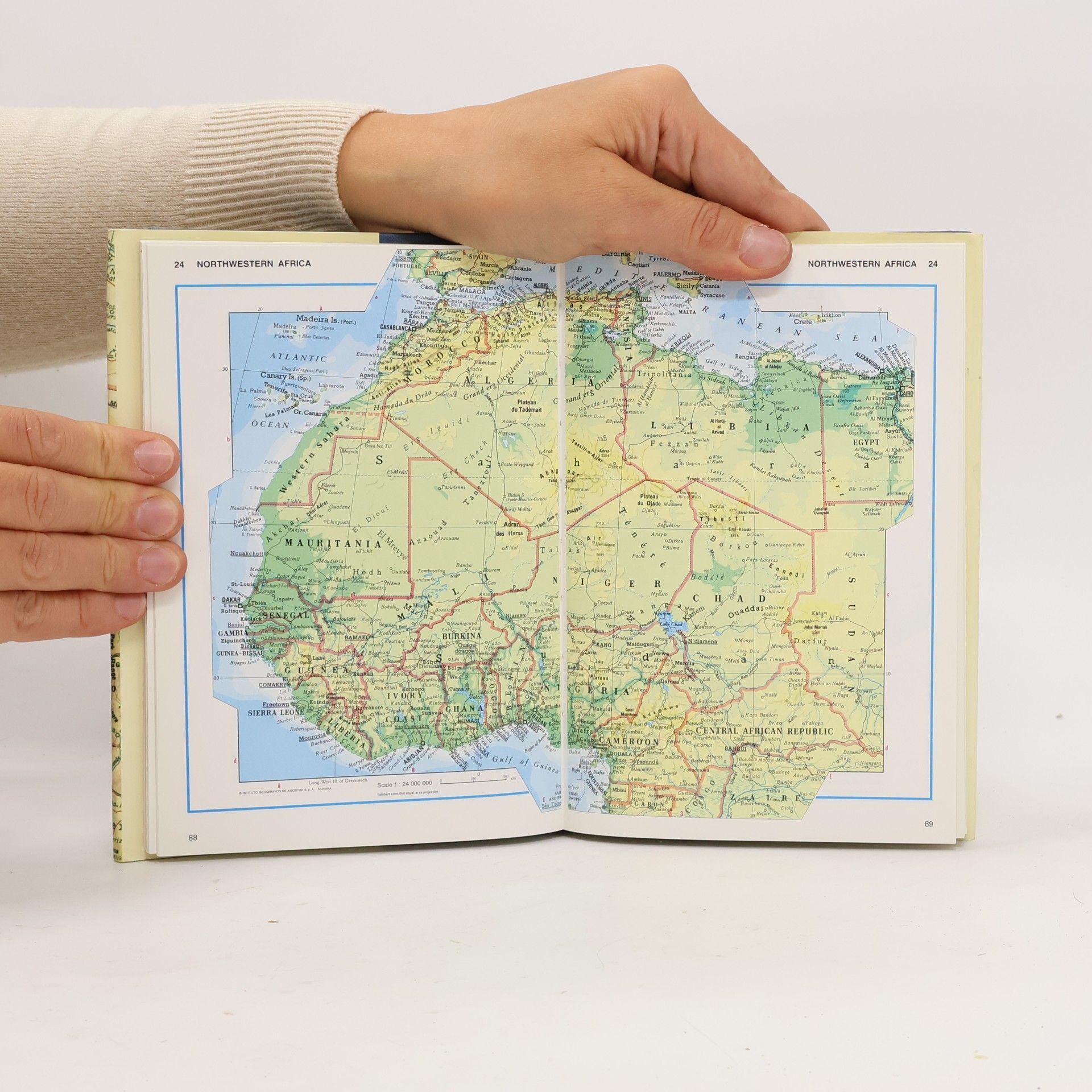 Autorenkollektiv Webster's Concise World Atlas
