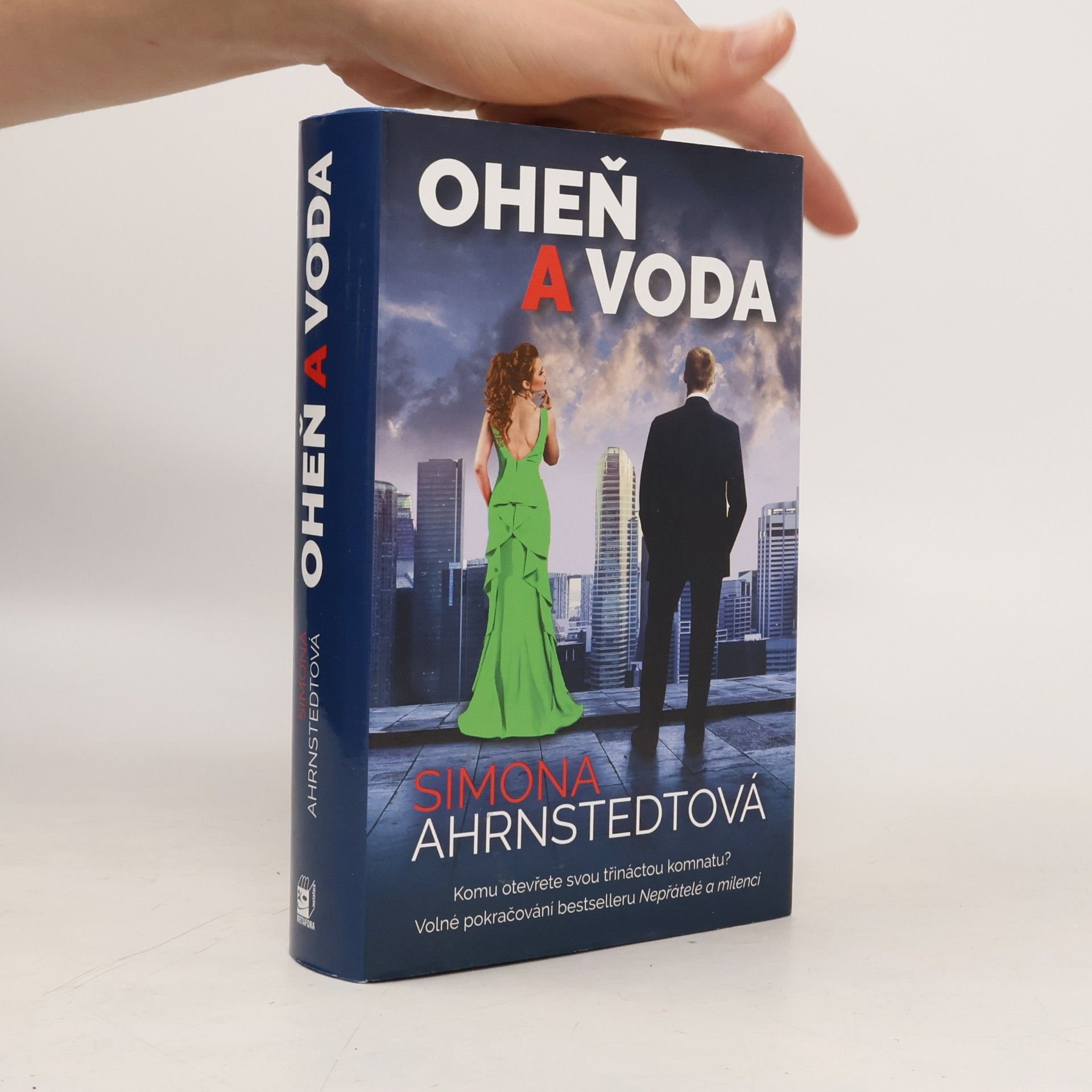 Simona Ahrnstedt Oheň a voda