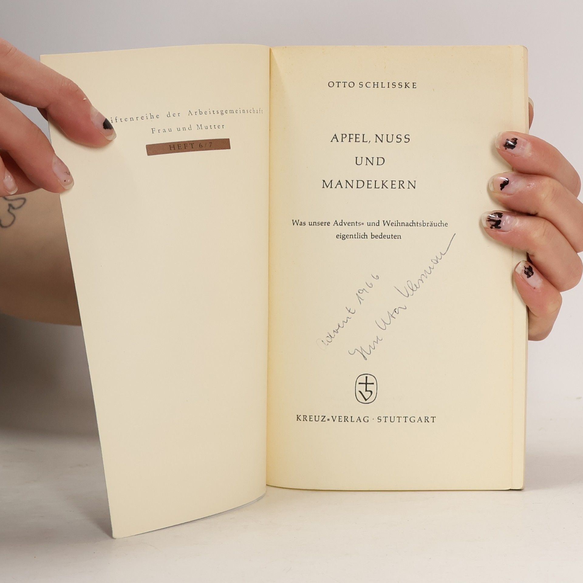 Otto Schlisske Apfel, Nuß und Mandelkern