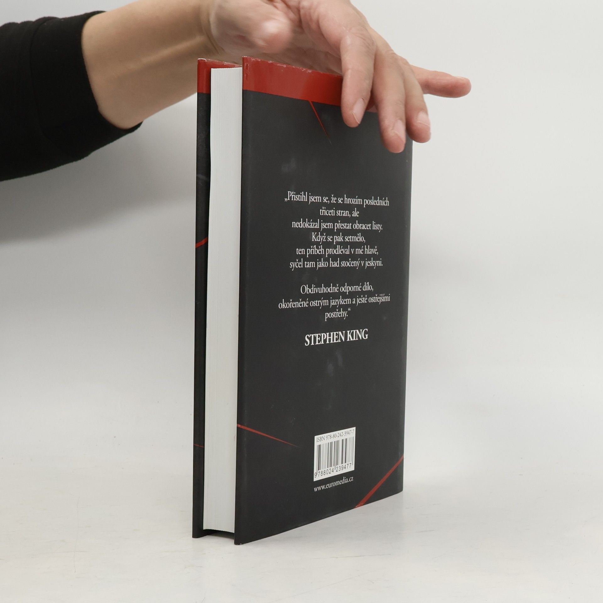 Gillian Flynn Ostré předměty