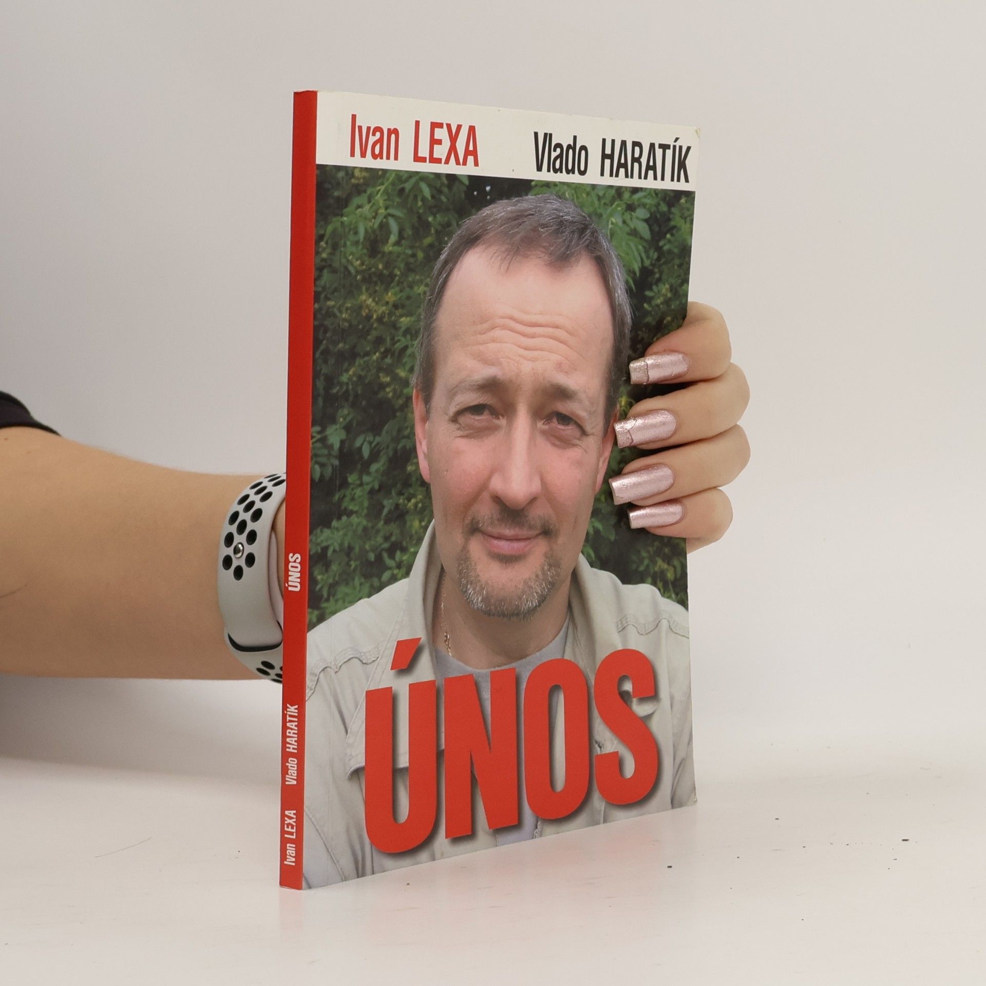 Únos