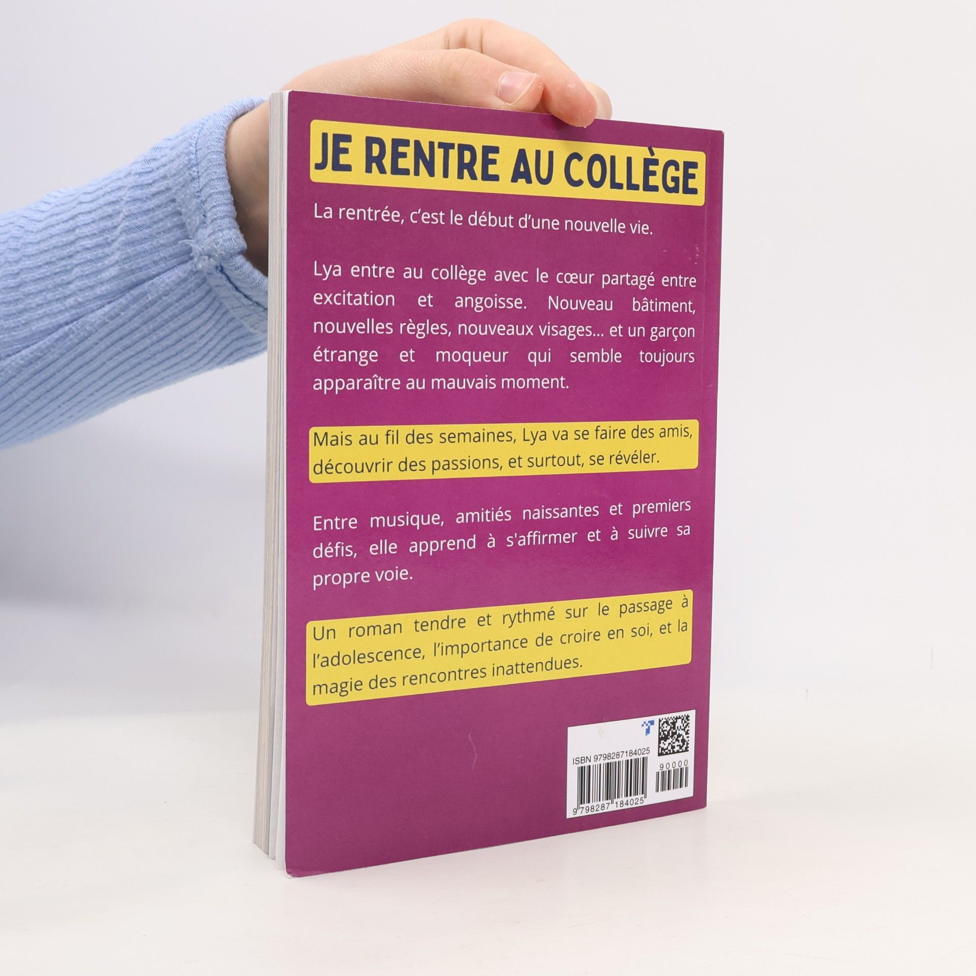 Tessa Scott Je rentre au collège