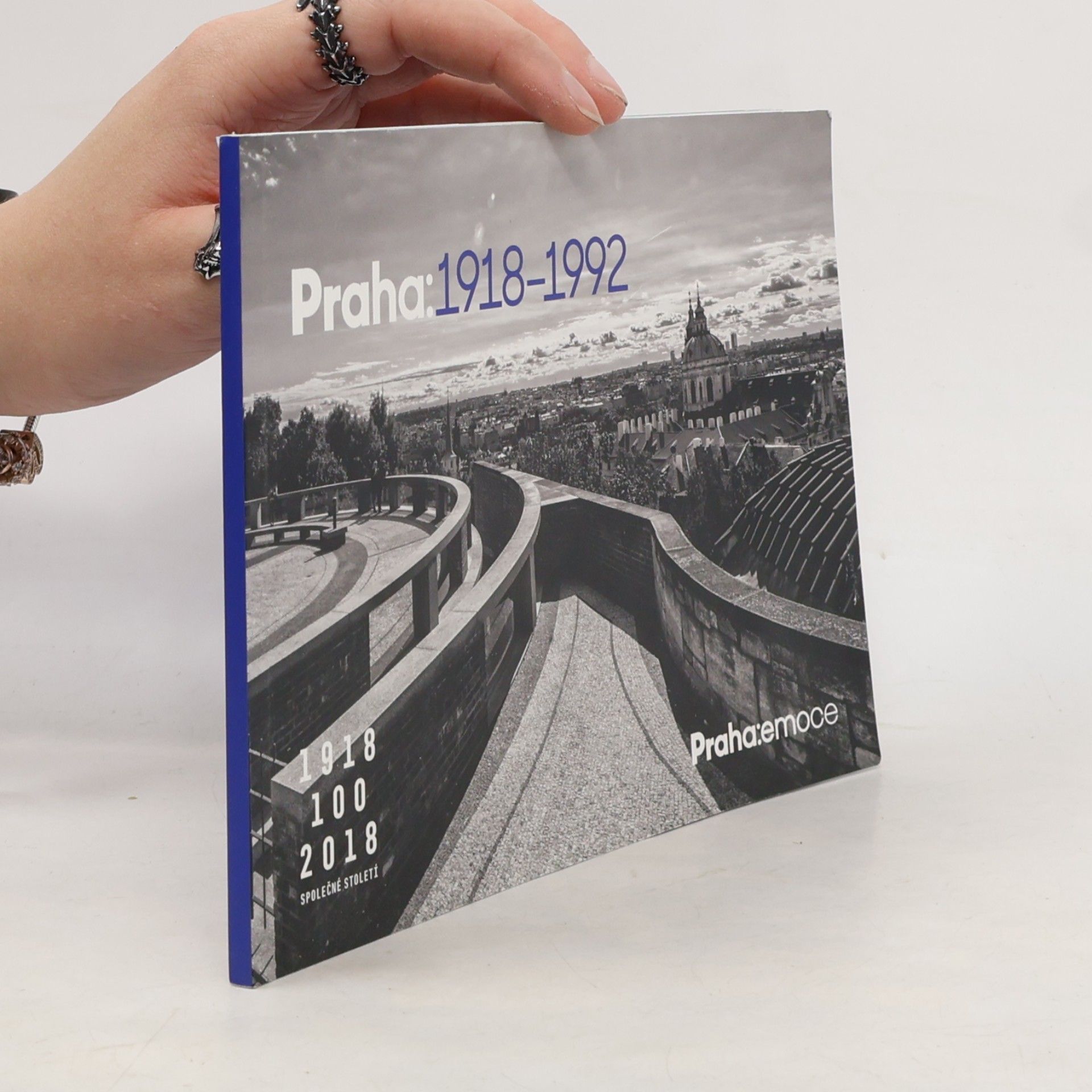 Praha. 1918-1992