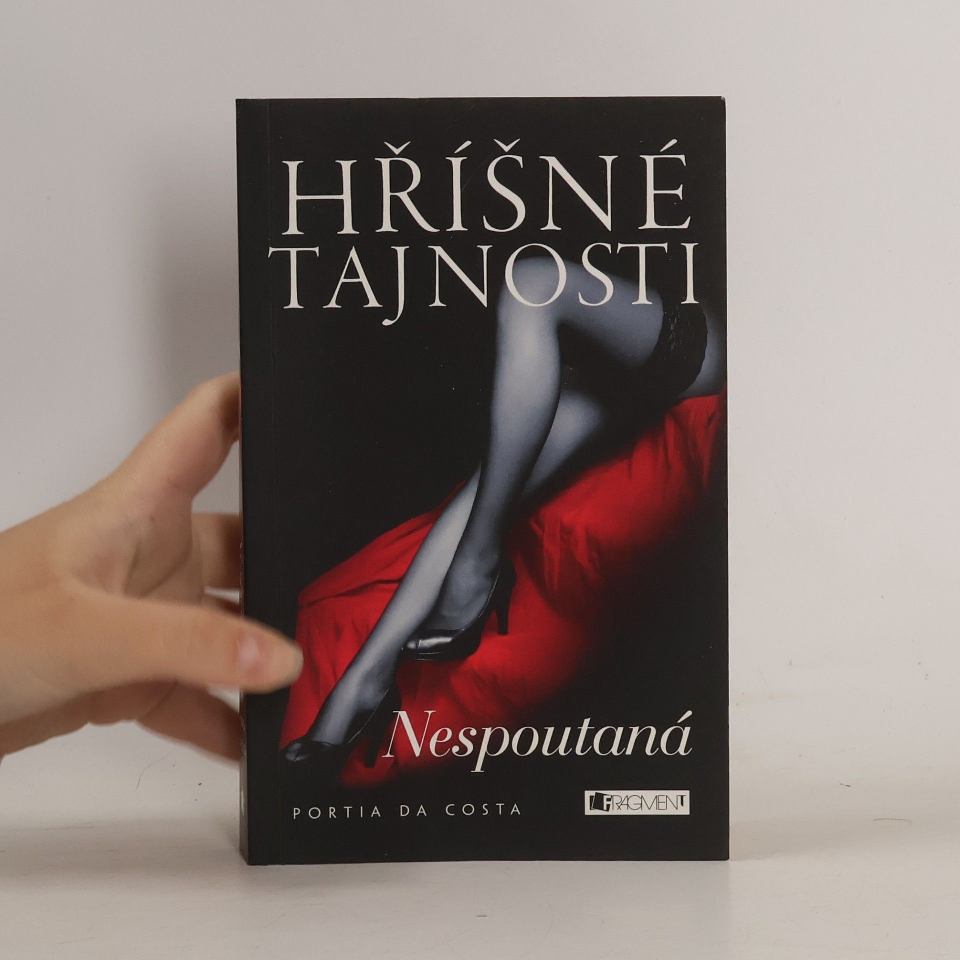 Hříšné tajnosti. Nespoutaná