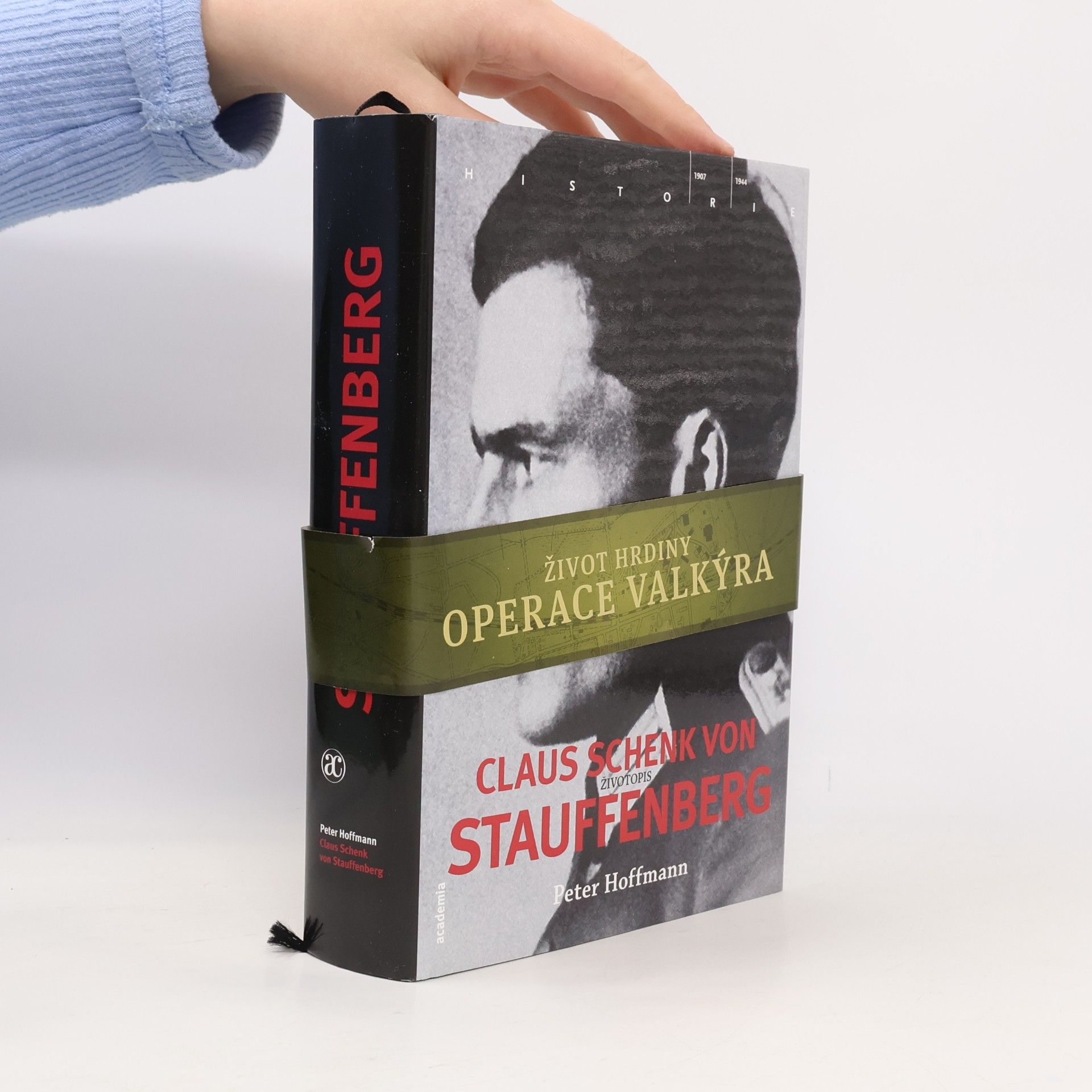 Claus Schenk von Stauffenberg. Životopis